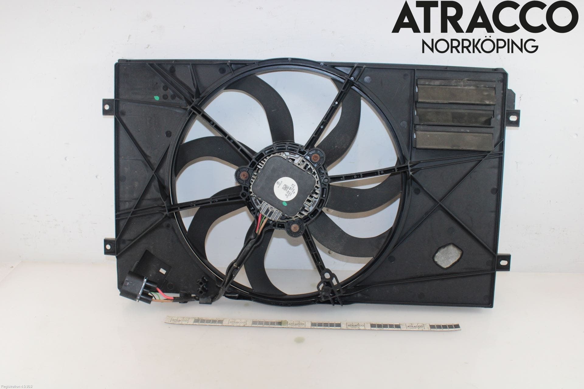 Volkswagen VW CADDY 04-10 Kylfläkt El