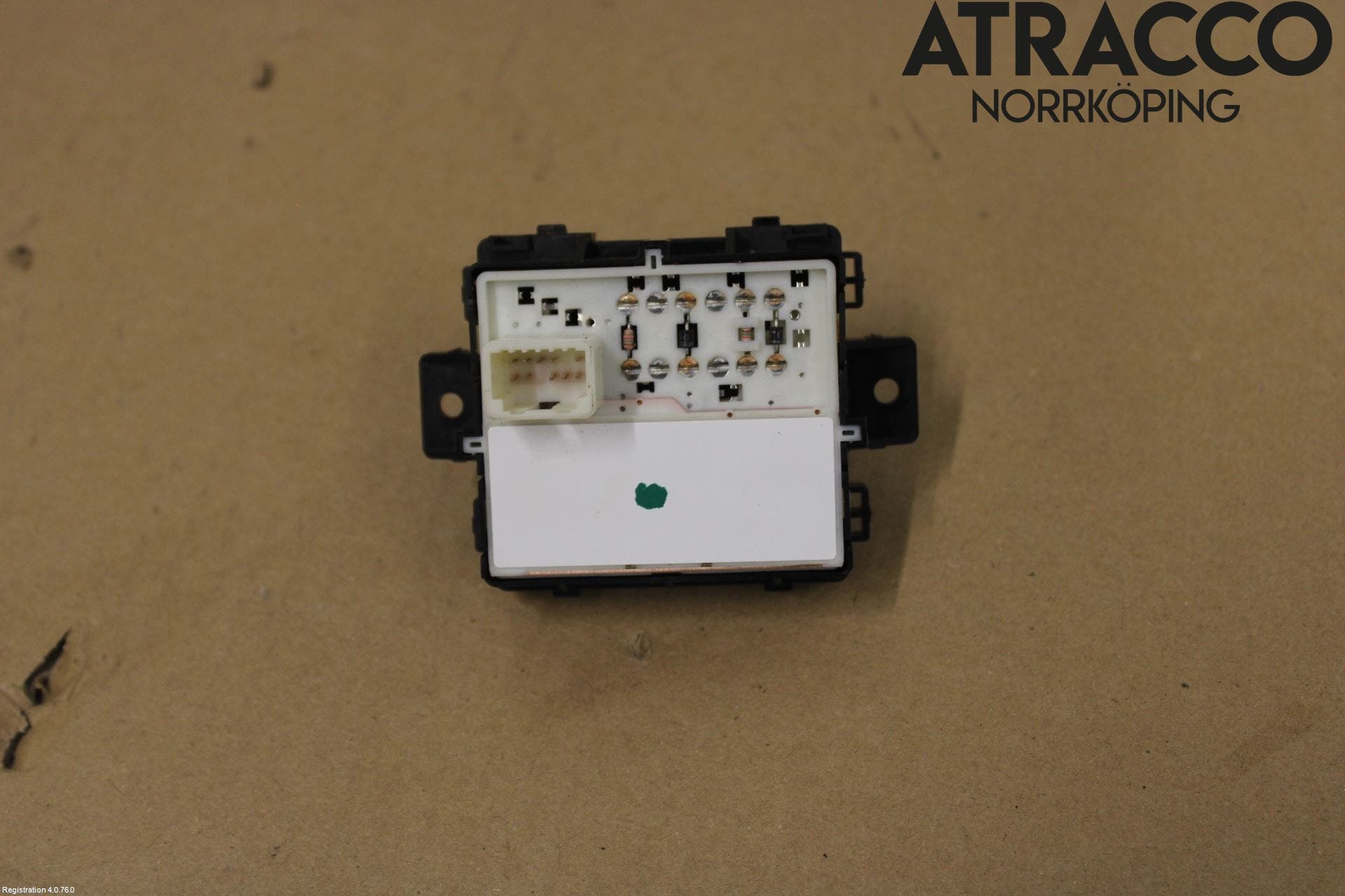 Subaru OUTBACK 10-15 Strömställare Parkeringsbroms