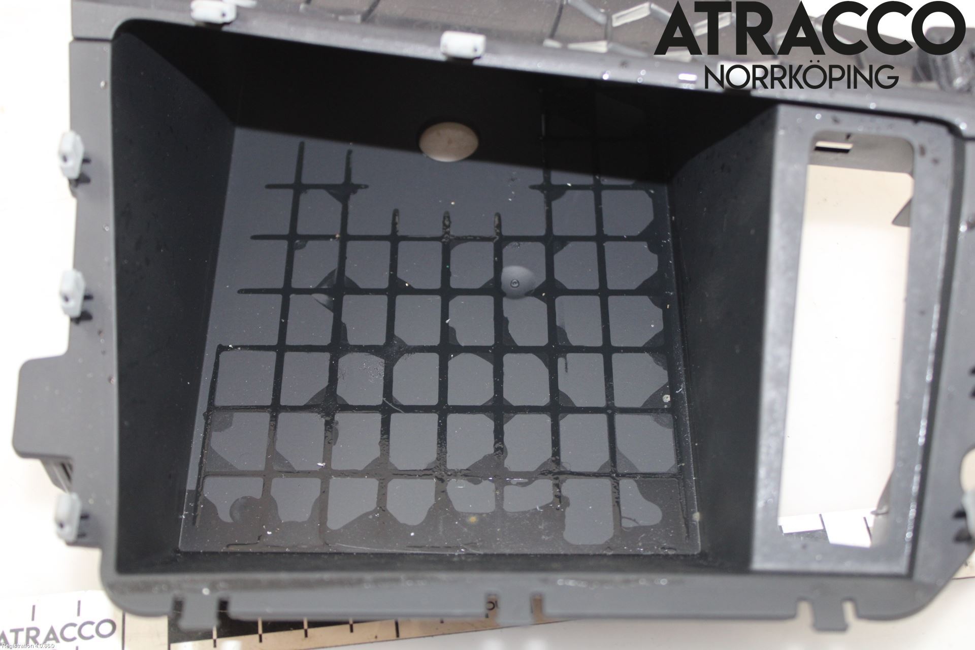 Audi Q3 F3 19- Innertak Förvaringsfack