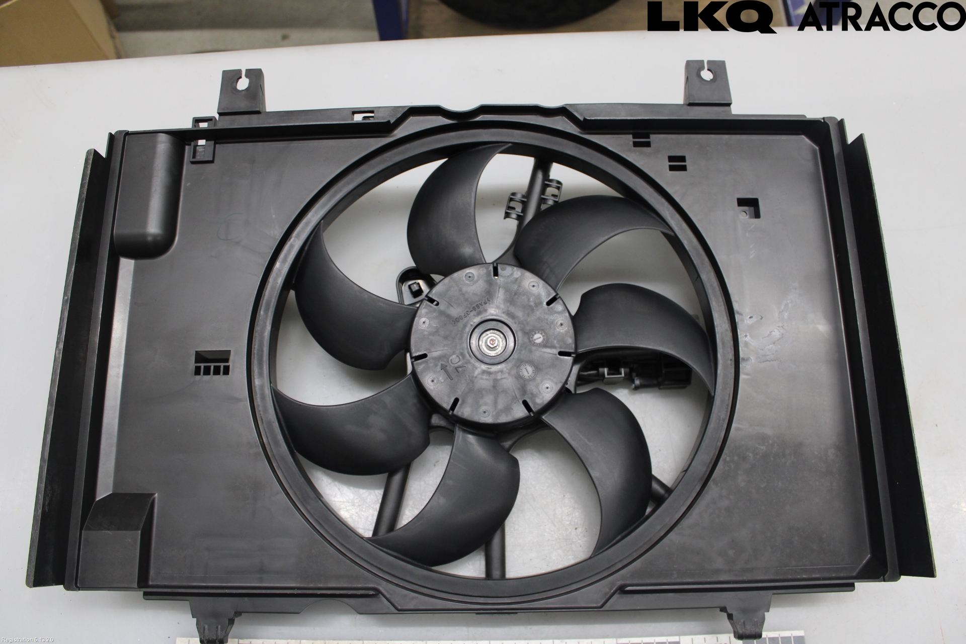 Nissan JUKE 10-14 Kylfläkt El
