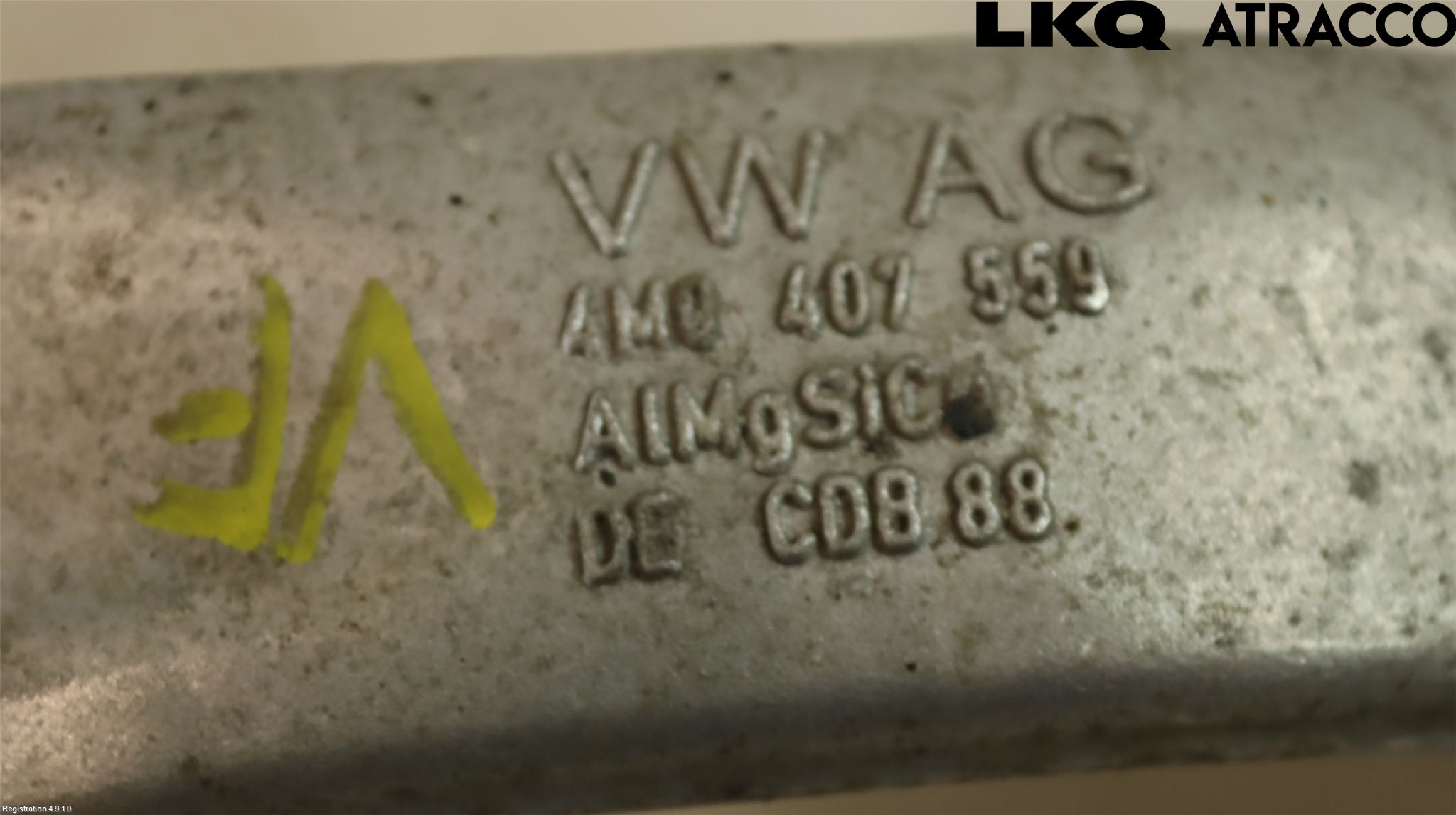 Audi Q7/SQ7 Styrspindel Lagerhus Vä