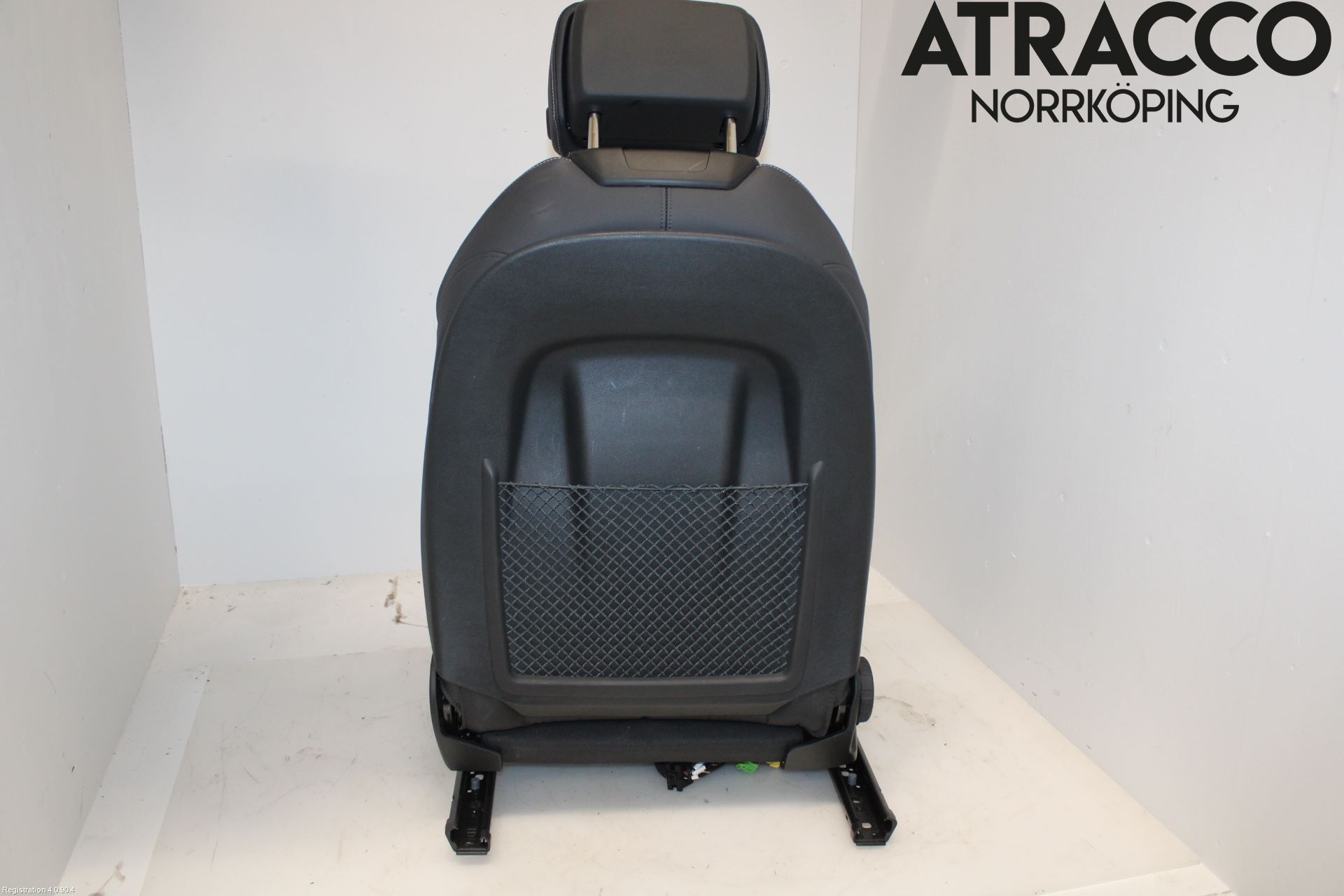 Audi A4/S4 B9 20- Inredning Stol Fram Hö