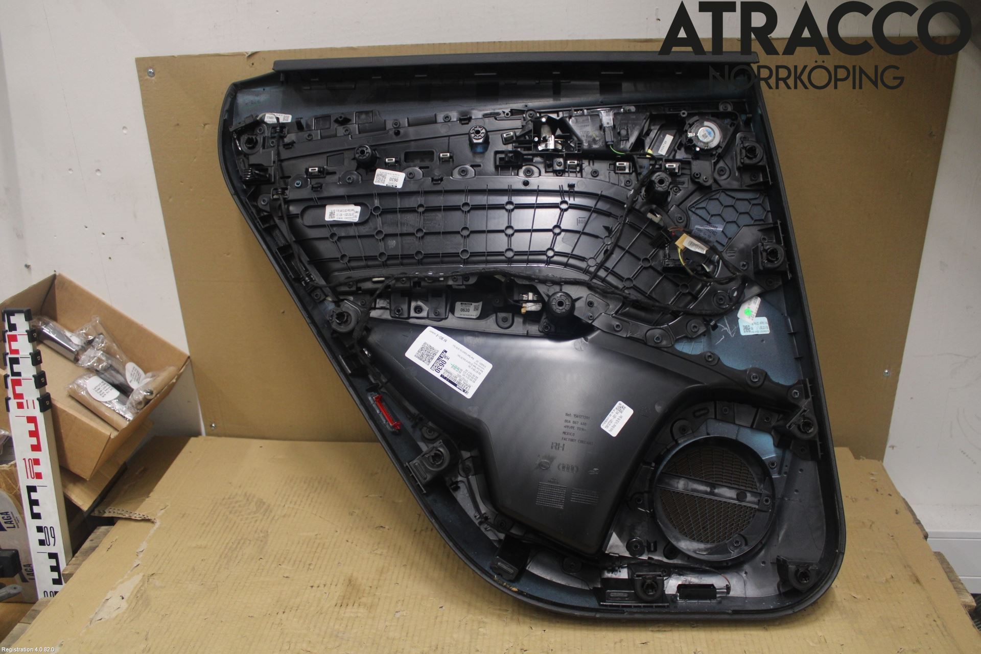 Audi Q5/SQ5 17- Dörrklädsel Hö