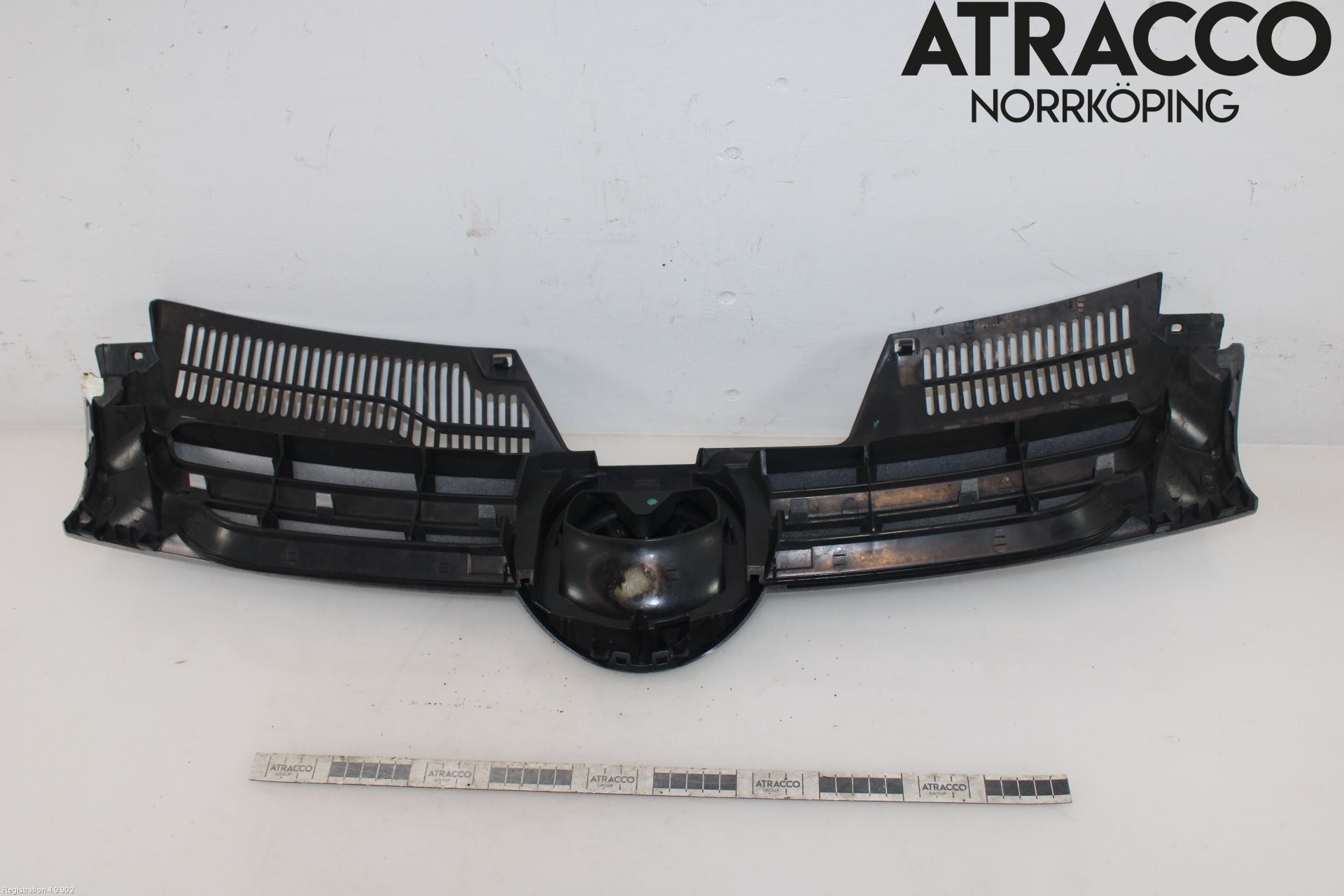 Volkswagen VW GOLF V 04-09 Grill Komp