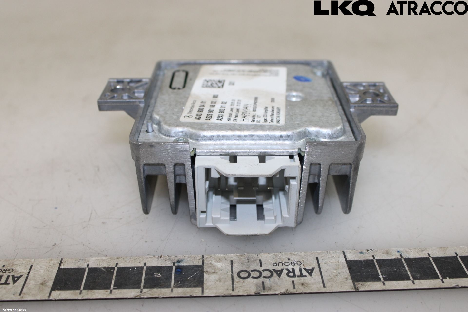 Mercedes-Benz MB EQA (H243) 21- Radio-Stereo Förstärkare