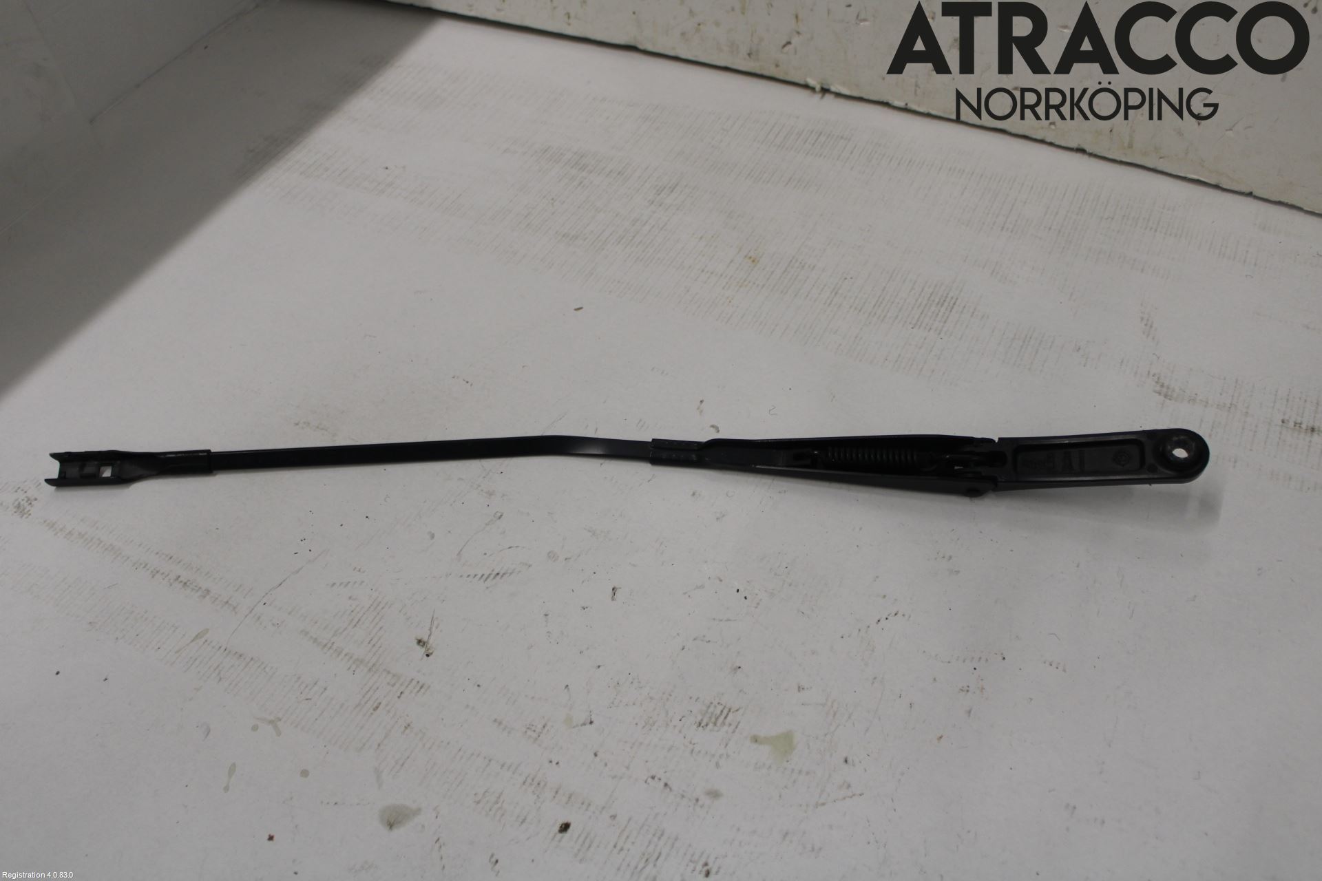 Audi A4/S4 B9 16-19 Torkararm Armar Vindruta