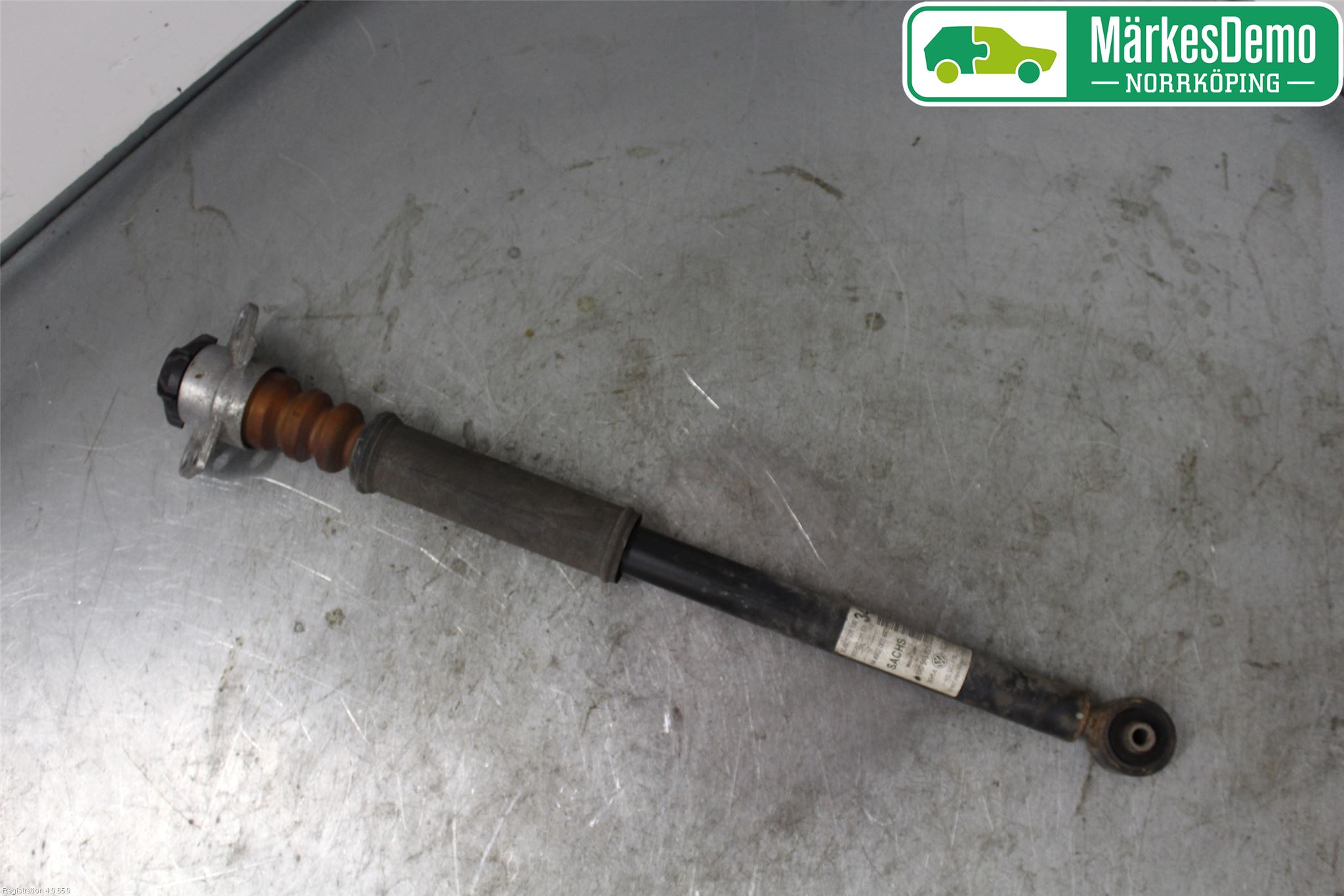 Volkswagen VW POLO 10-17 Stötdämpare Bak