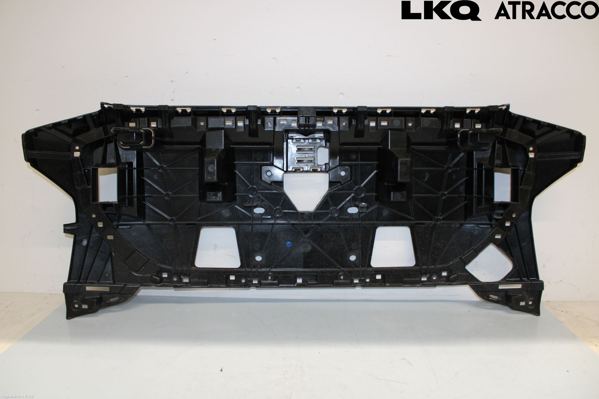 Audi Q4 E-TRON FZ 22- Stötfångardel Fram Mitt