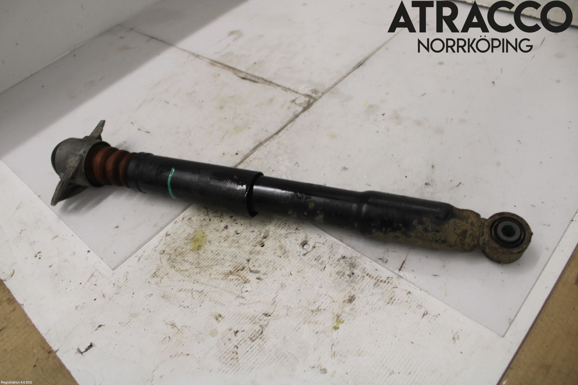 Skoda YETI Stötdämpare Bak