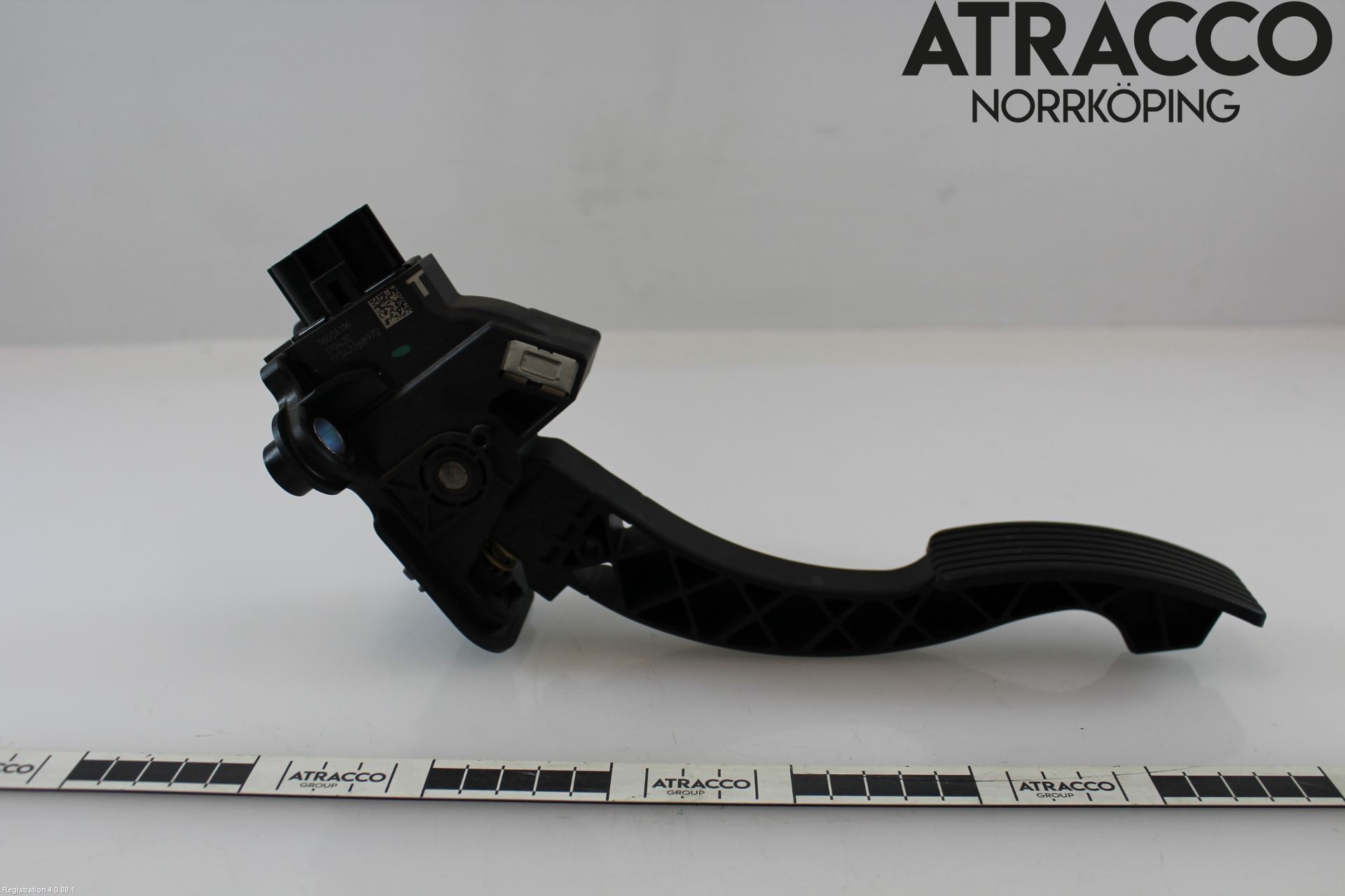 Mitsubishi OUTLANDER 13-21 Gaspedal