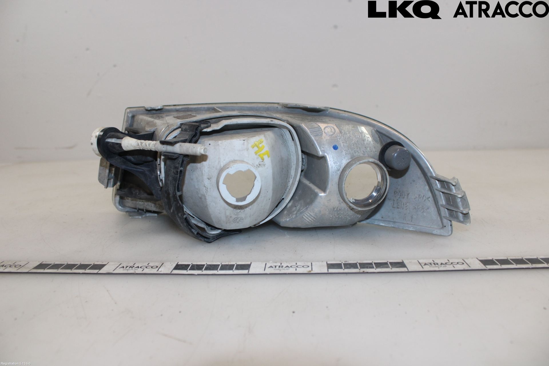 Skoda OCTAVIA (1Z) 05-13 Dimljussarg Fram