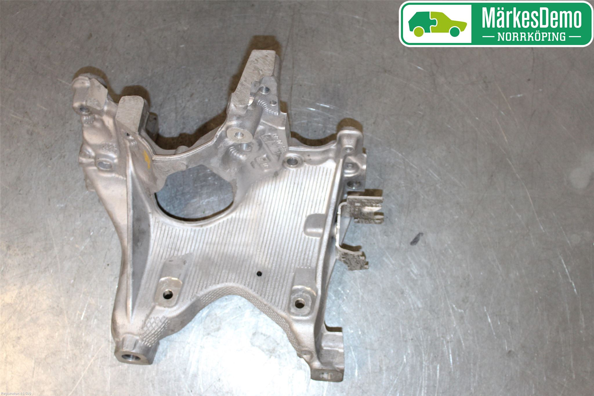 Audi A5 17- Växellådsfäste