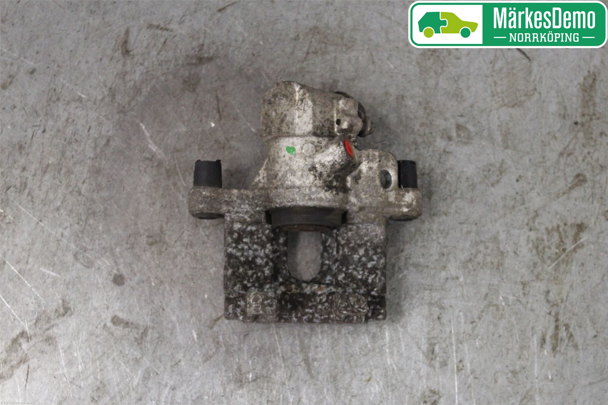 Volvo V40 12-19 Bromsok Bak Vänster