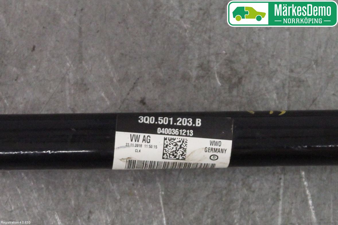 Skoda SUPERB 16-24 Drivaxel Bak Vänster