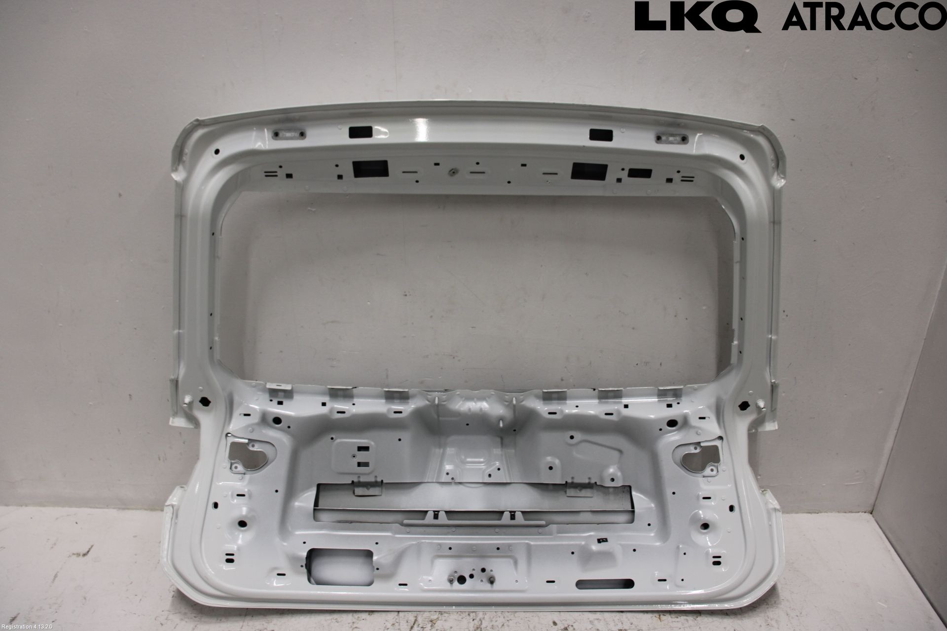 Volkswagen VW TIGUAN 16-24 Baklucka Kombi