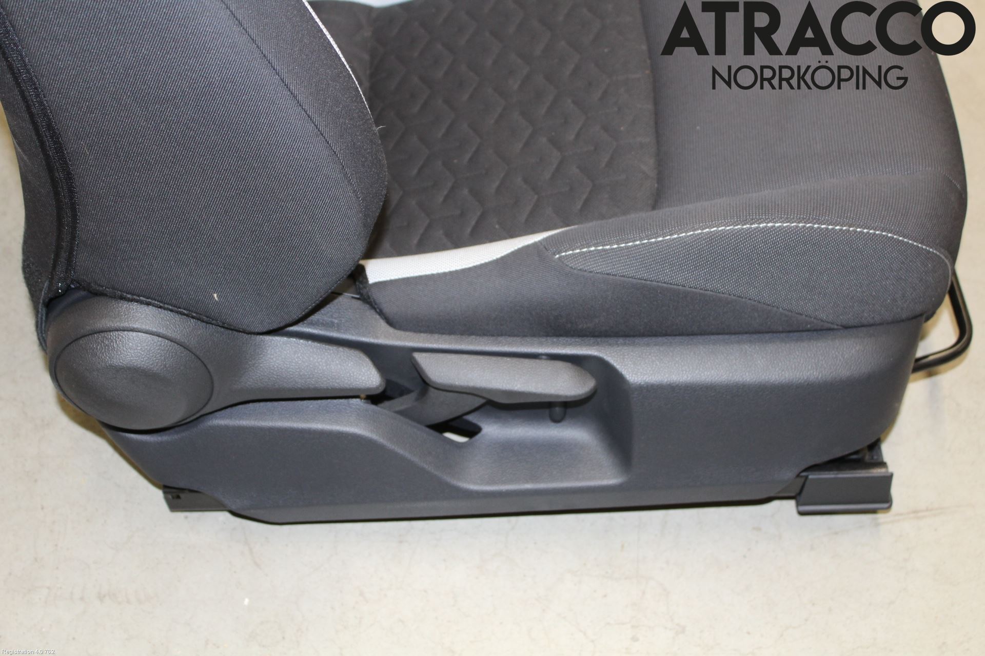 Toyota COROLLA 19- Inredning Stol Fram Vä