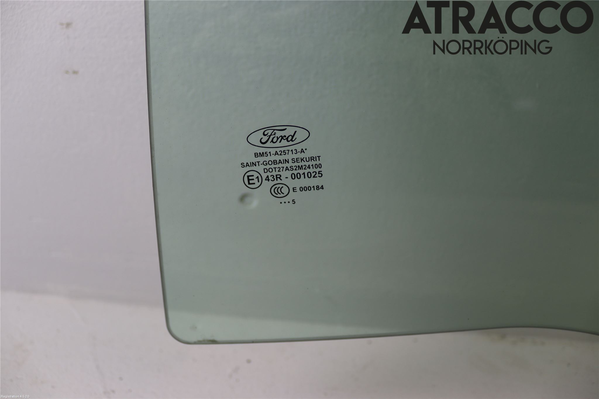 Ford FOCUS 15-18 Dörruta Bak Vänster