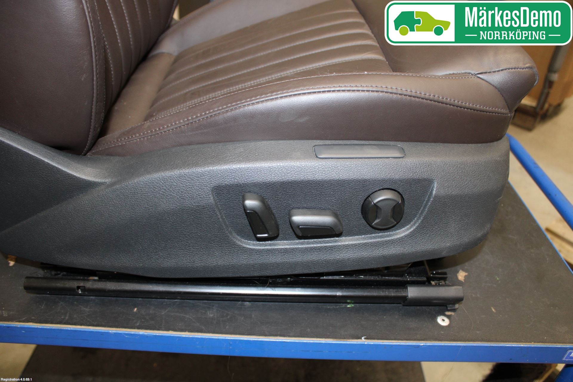 Skoda SUPERB 16-24 Inredning Stol Fram Hö