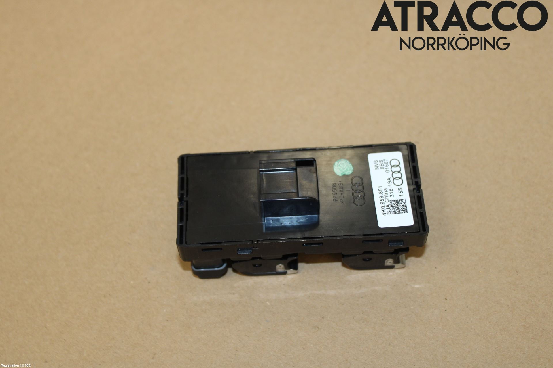 Audi A6 F2/C8 19- Strömställare Elhiss