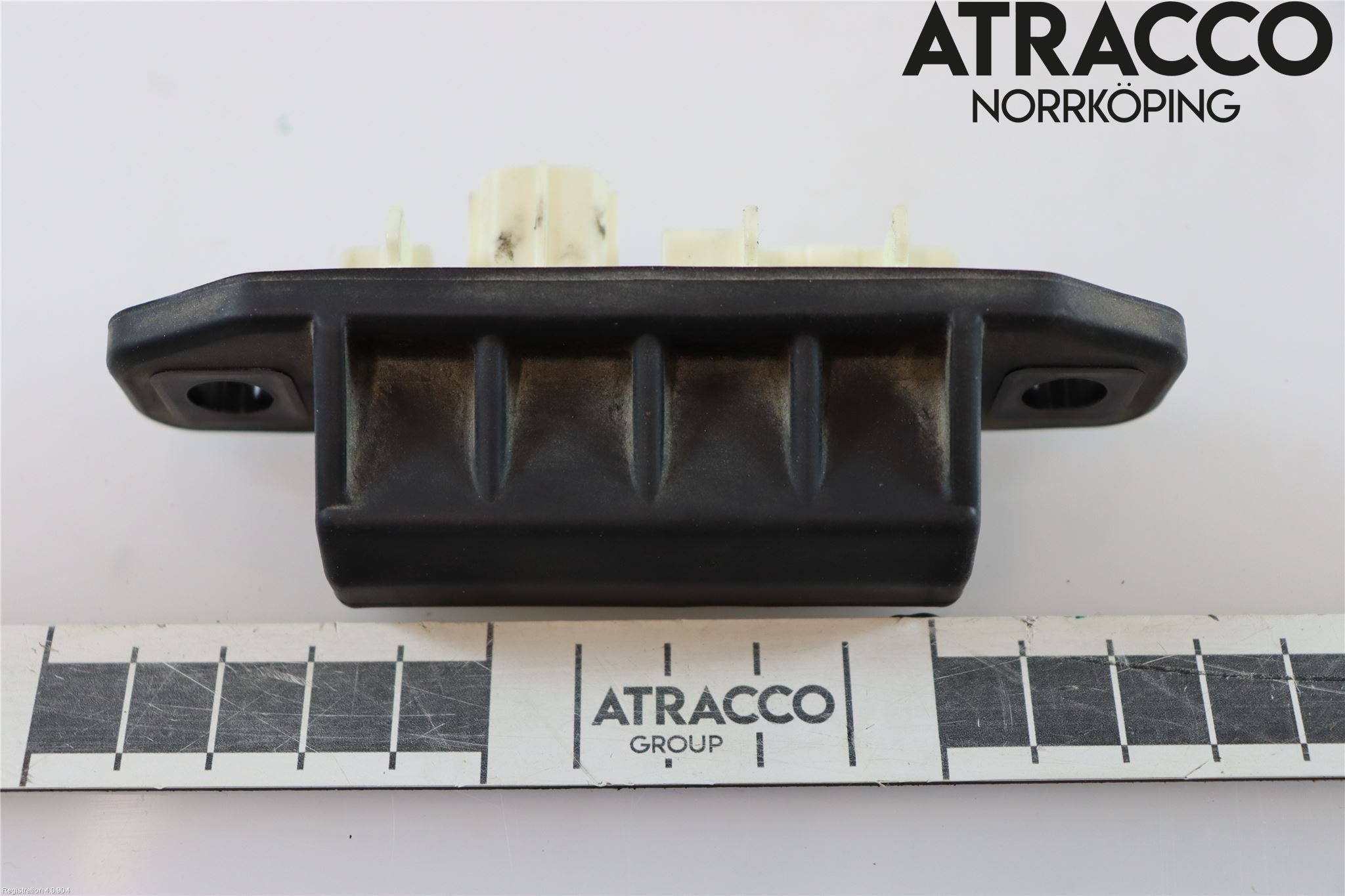 Toyota YARIS XP21 20- Bakluckehandtag