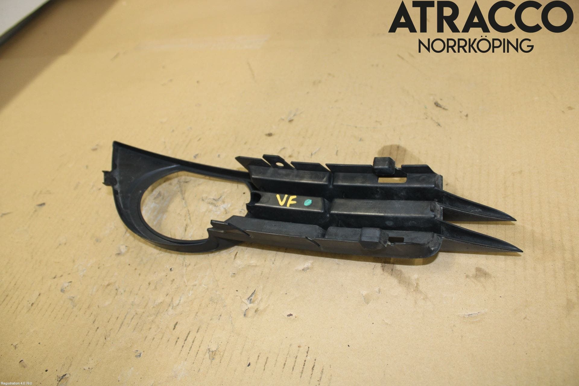 Audi A3/S3     04-05 Dimljussarg Fram