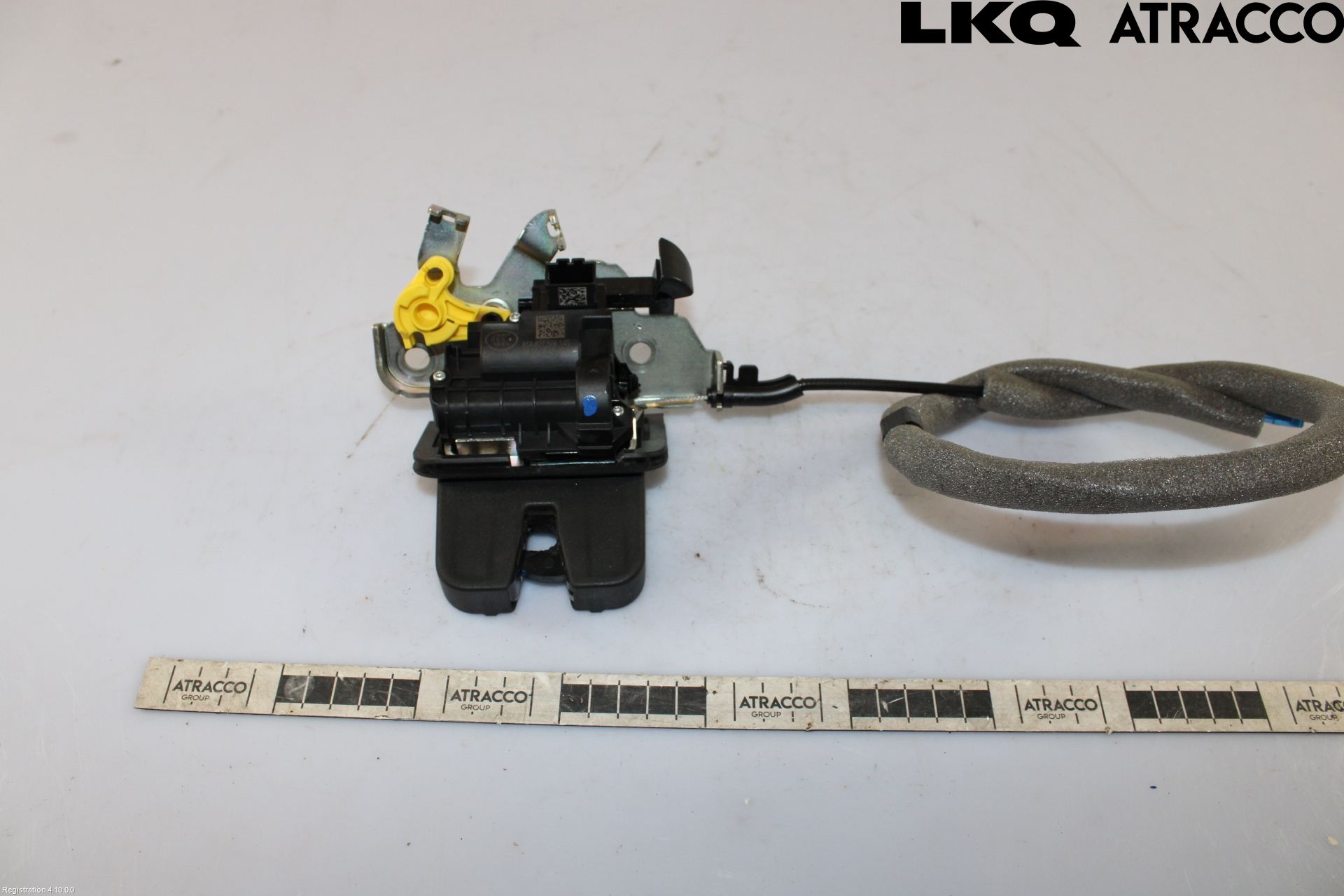 Audi Q3 F3 19- Låskista Baklucka