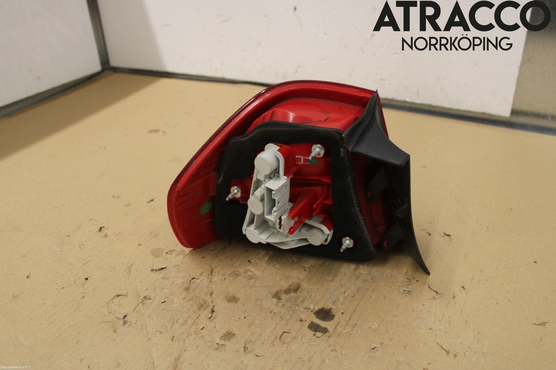 BMW 3 E90/91 SED/TOU 05-12 Bakljus Höger