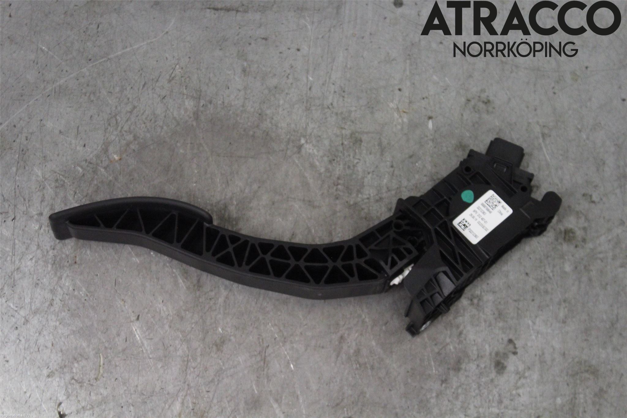 Volvo XC40/RECHARGE 18- Gaspedal