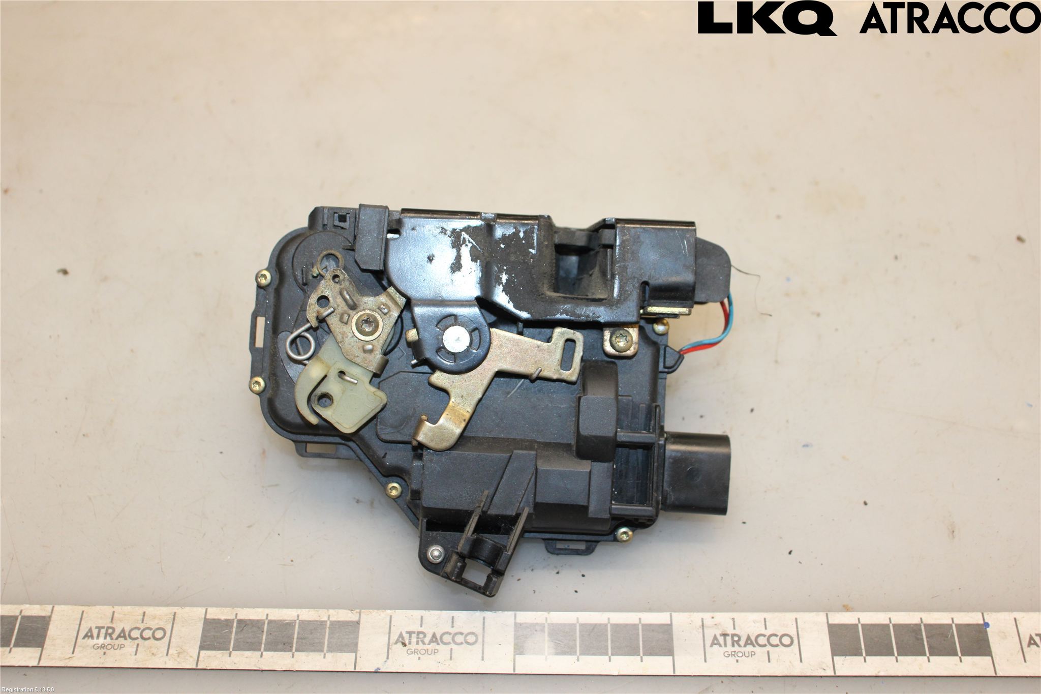 Volkswagen VW BEETLE 98-10 Låskista-Dörrlås