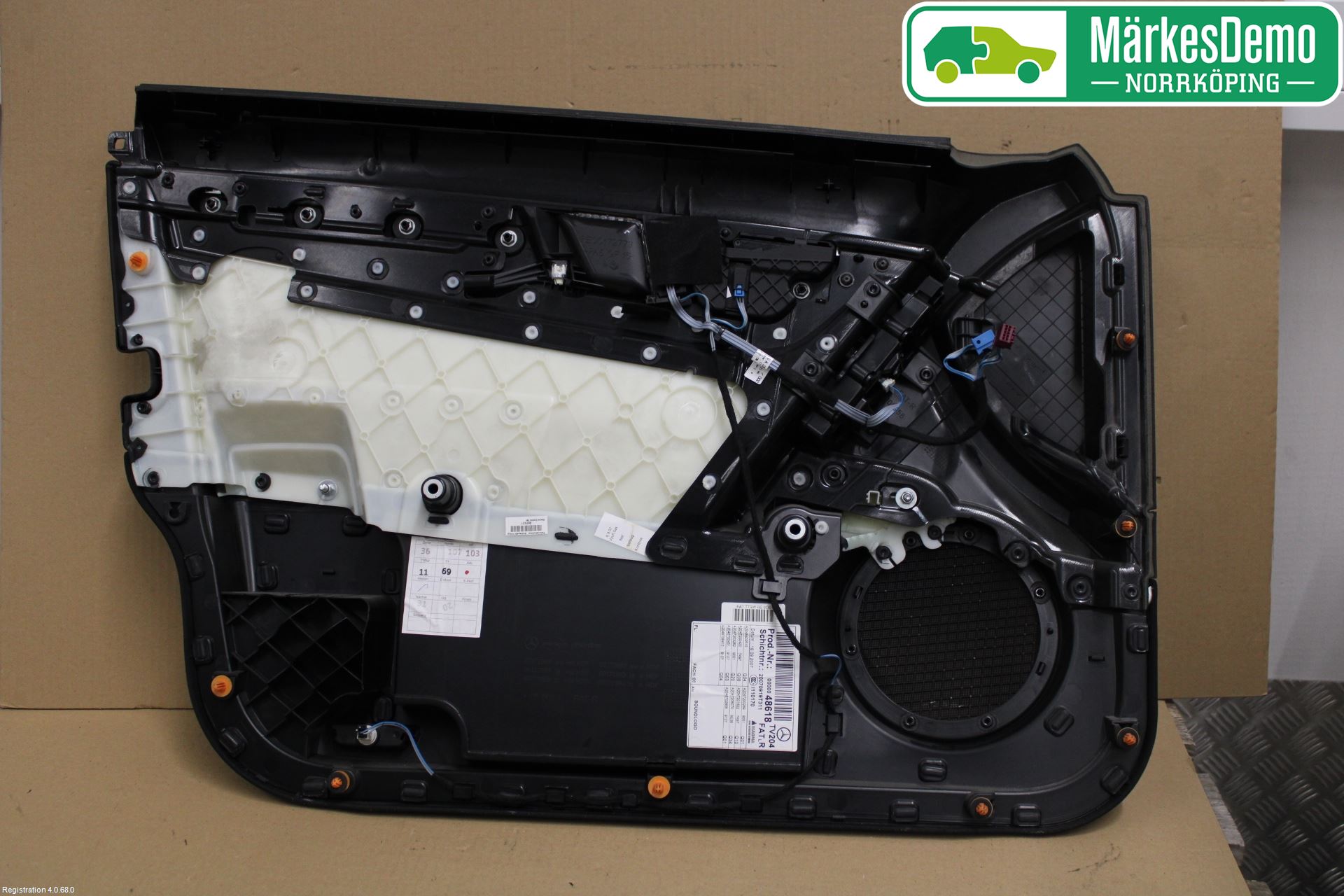 Mercedes-Benz MB C-KLASS (W204) 07-15 Dörrklädsel Hö