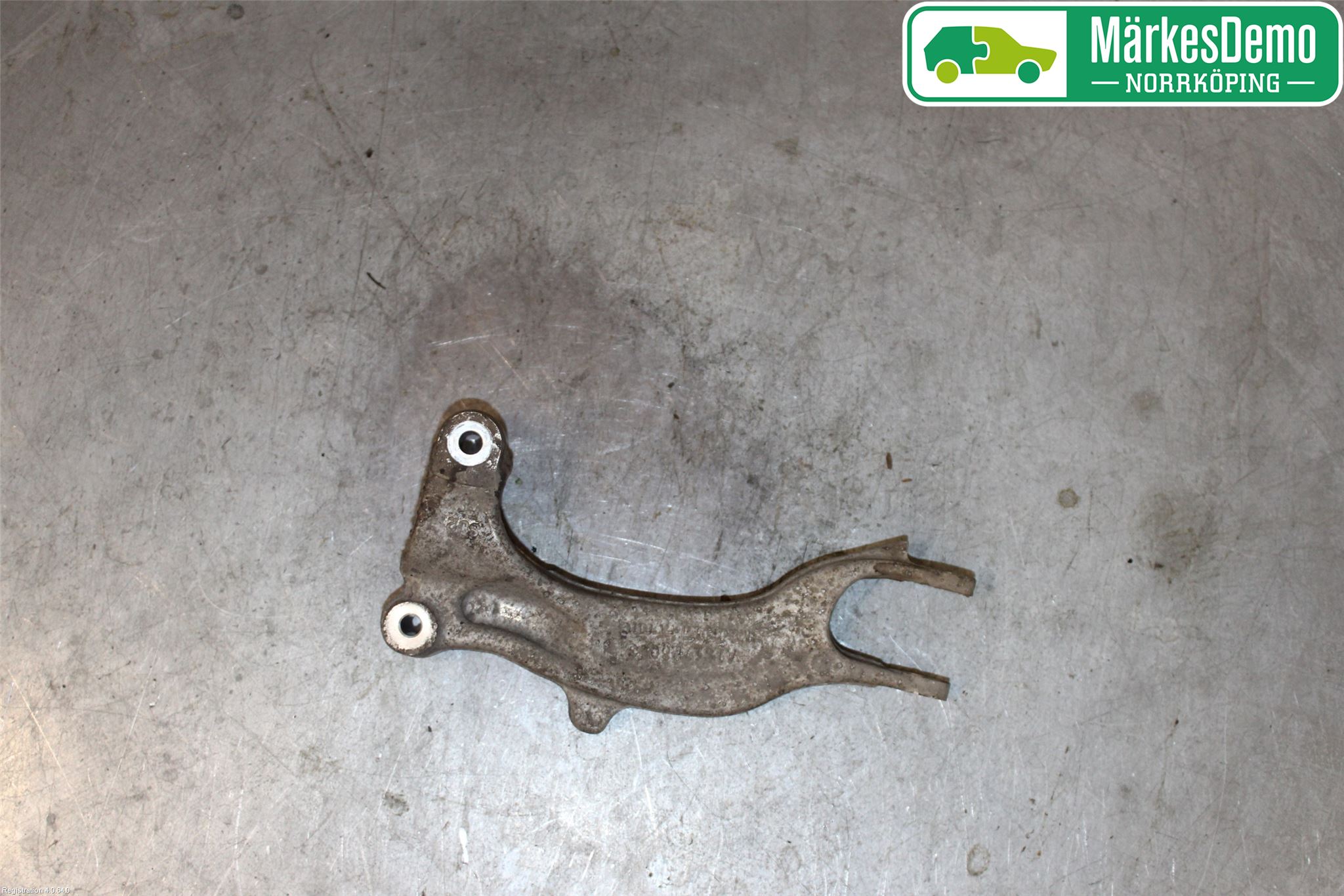 Audi A4/S4 B9 16-19 Fjäderben Fram Höger