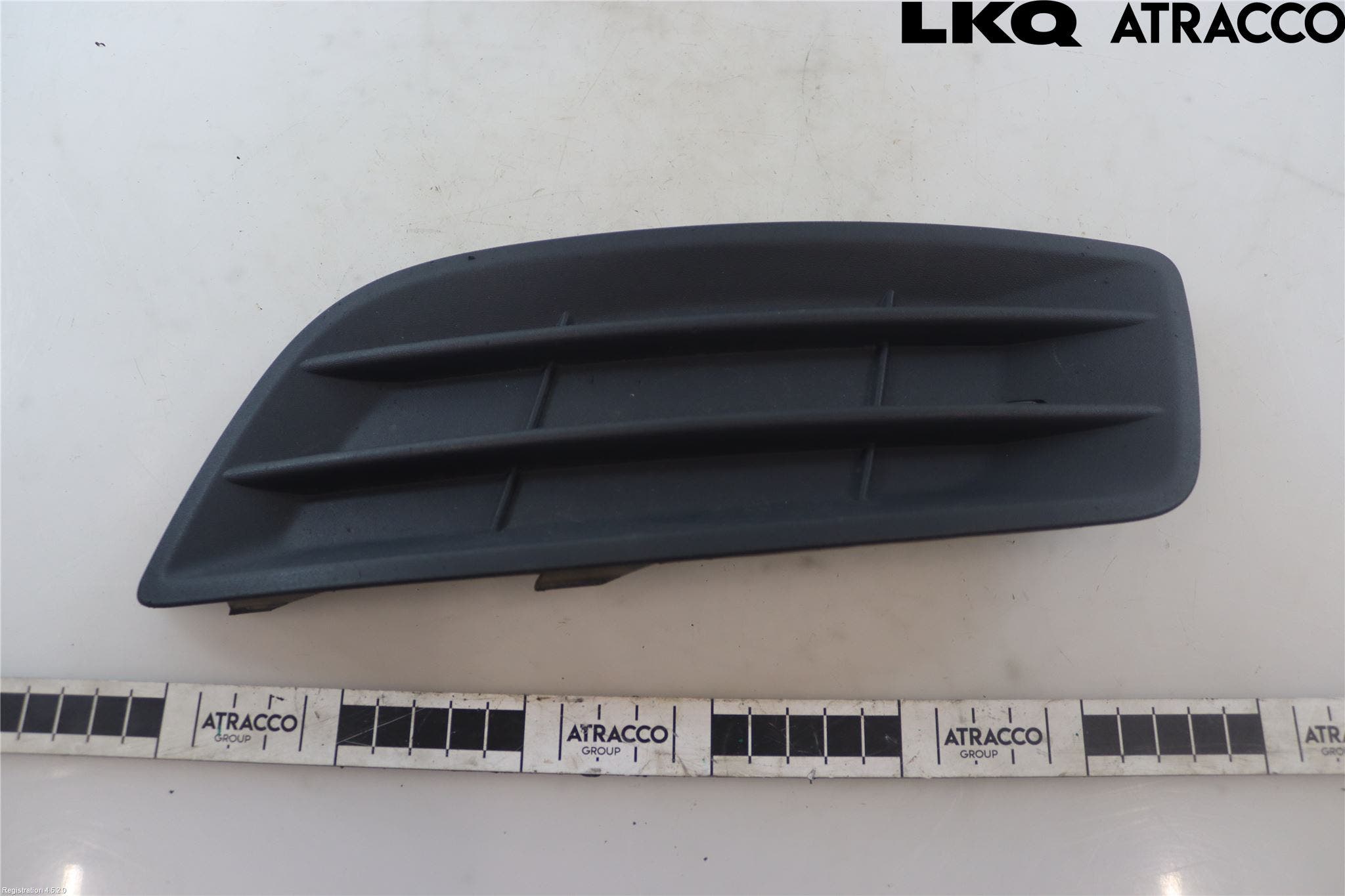 Volvo V50 08-12 Grilldel Vänster