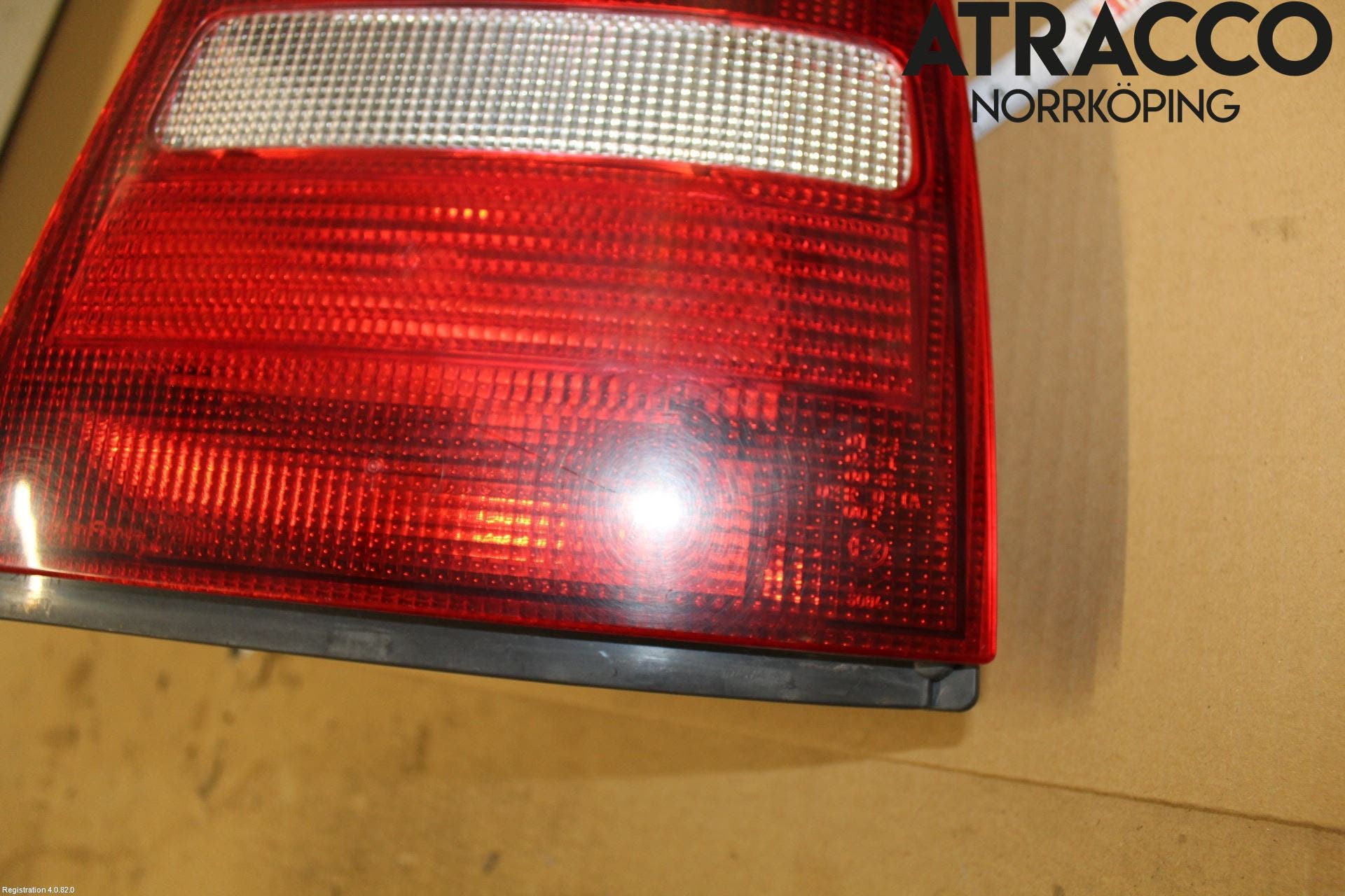 Skoda OCTAVIA (1U) 96-11 Bakljus Höger