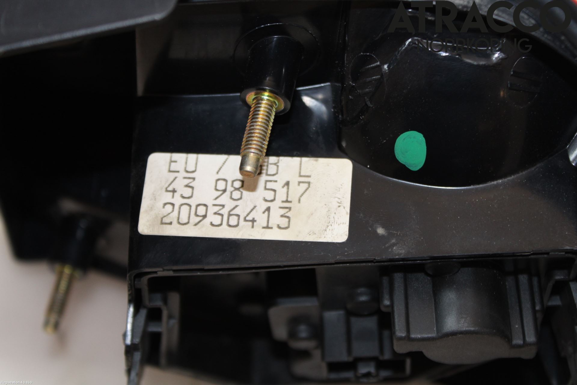 Saab 900      94-98 Bakljus Vänster