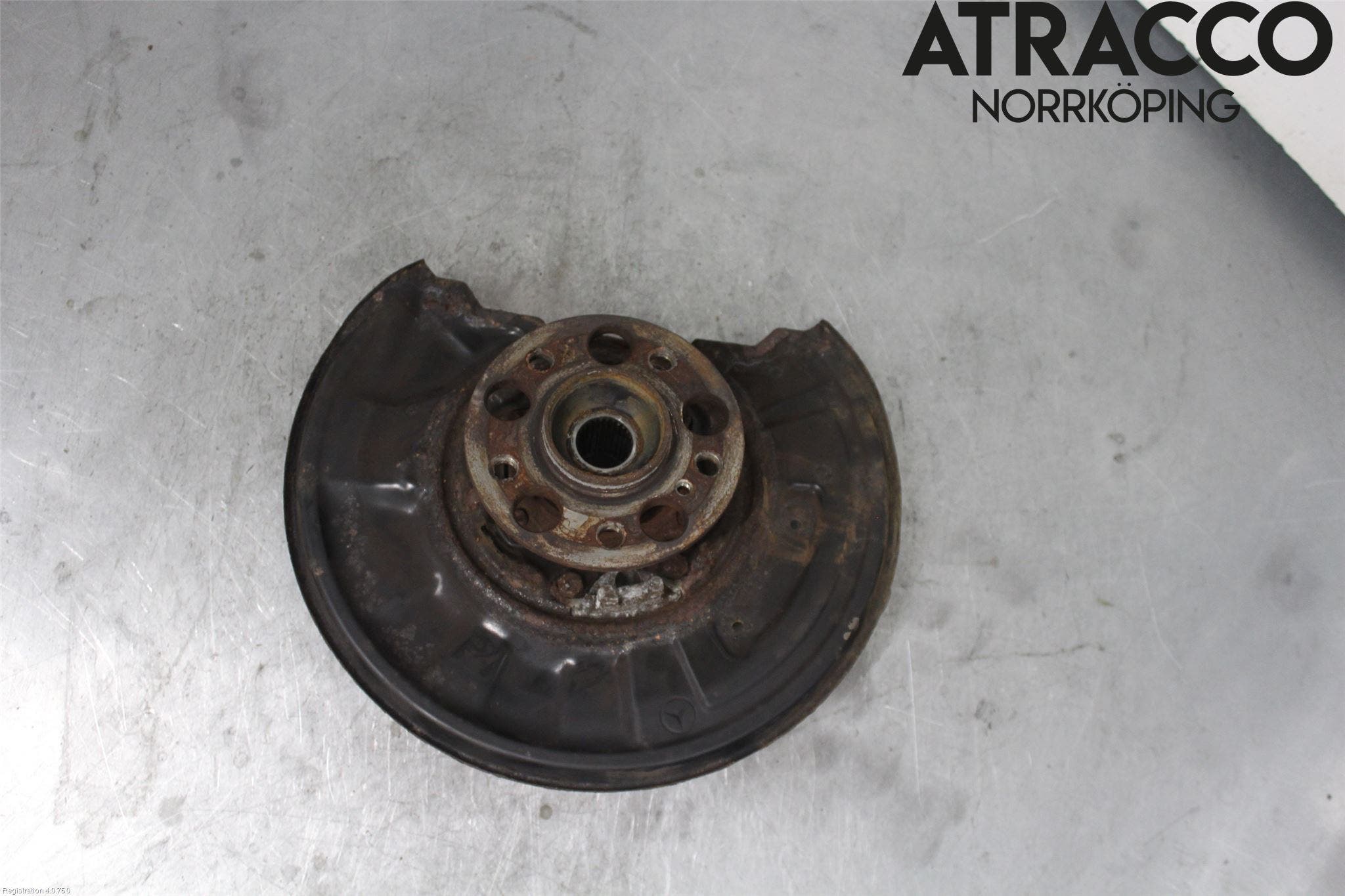 Mercedes-Benz MB C-KLASS (W204) 07-15 Hjullagerhus-Spindel Vä B