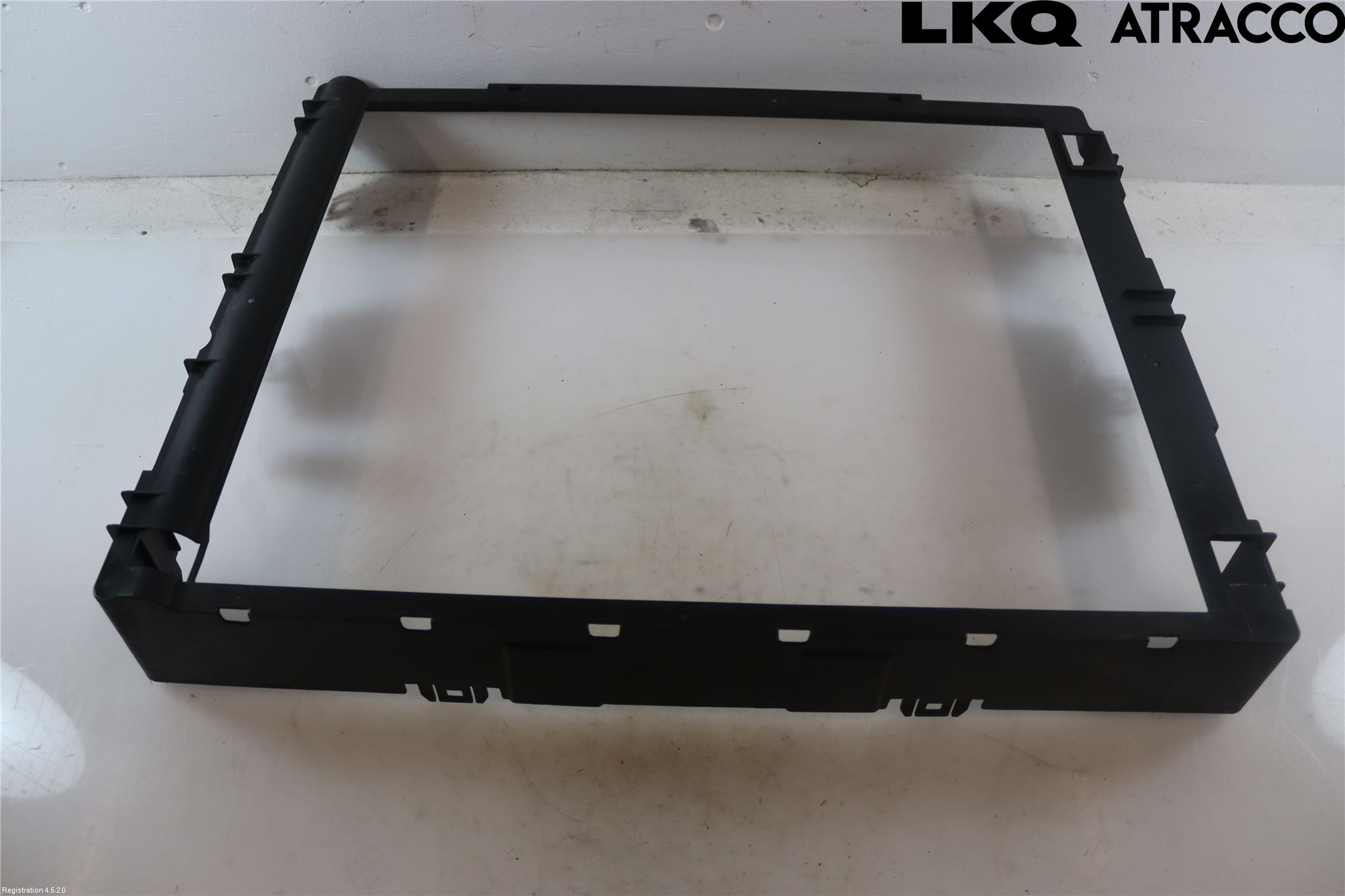 Volkswagen VW ID.4 21- Kylarfäste-Ram-Balk