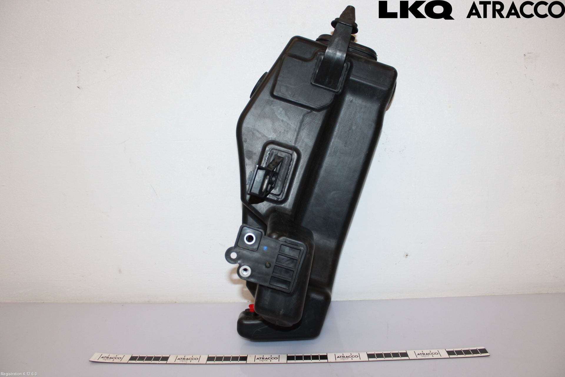 Mercedes-Benz MB E-KLASS (W212) 09-16 Spolartank Vindruta-Strål