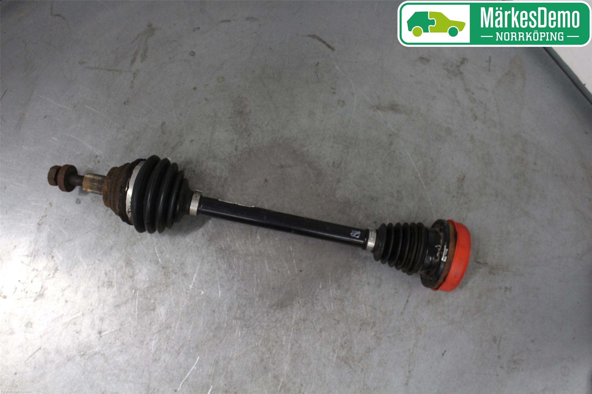 Volkswagen VW GOLF V 04-09 Drivaxel Fram Vänster