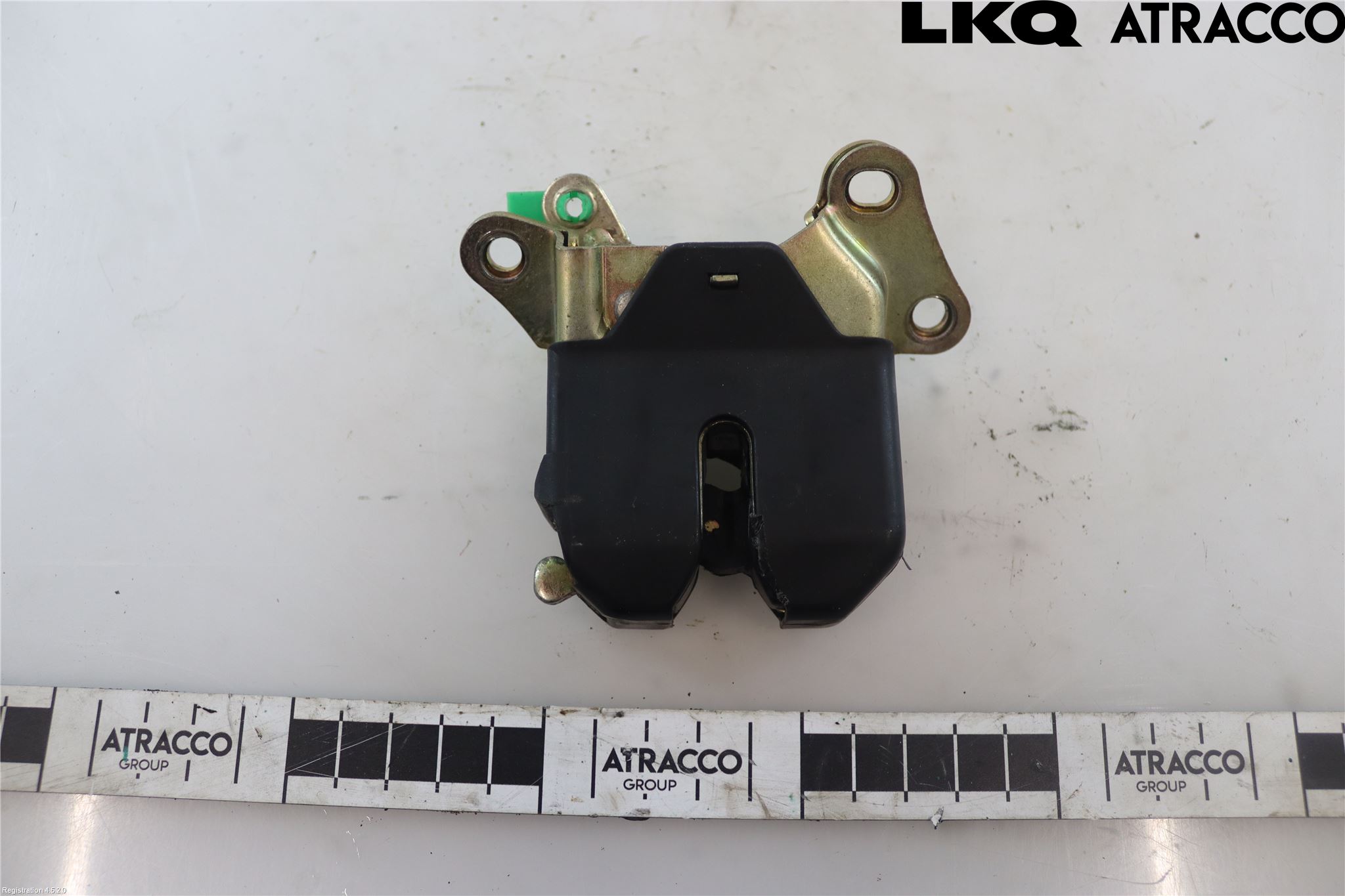 Toyota COROLLA 98-01 Låskista Baklucka