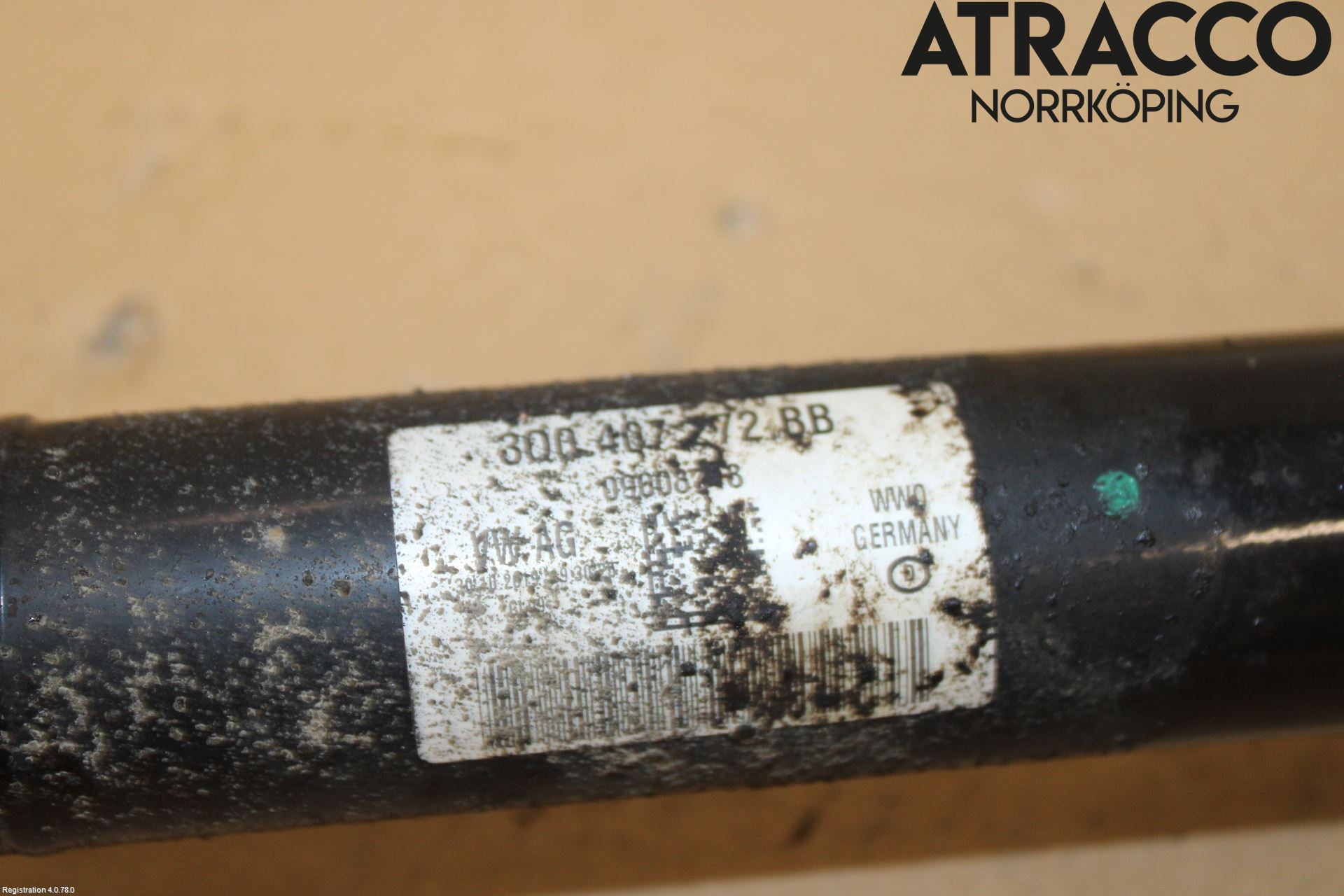 Volkswagen VW PASSAT 15-19 Drivaxel Fram Höger
