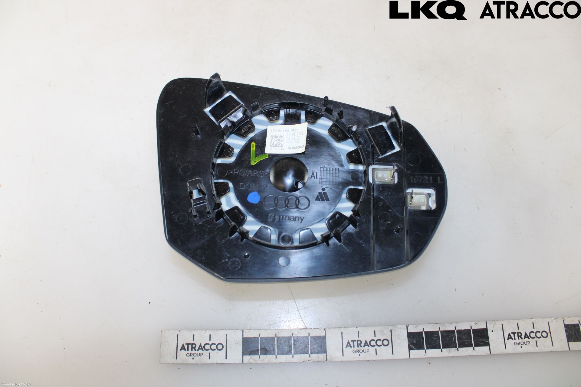 Audi Q3 F3 19- Spegelglas Vä