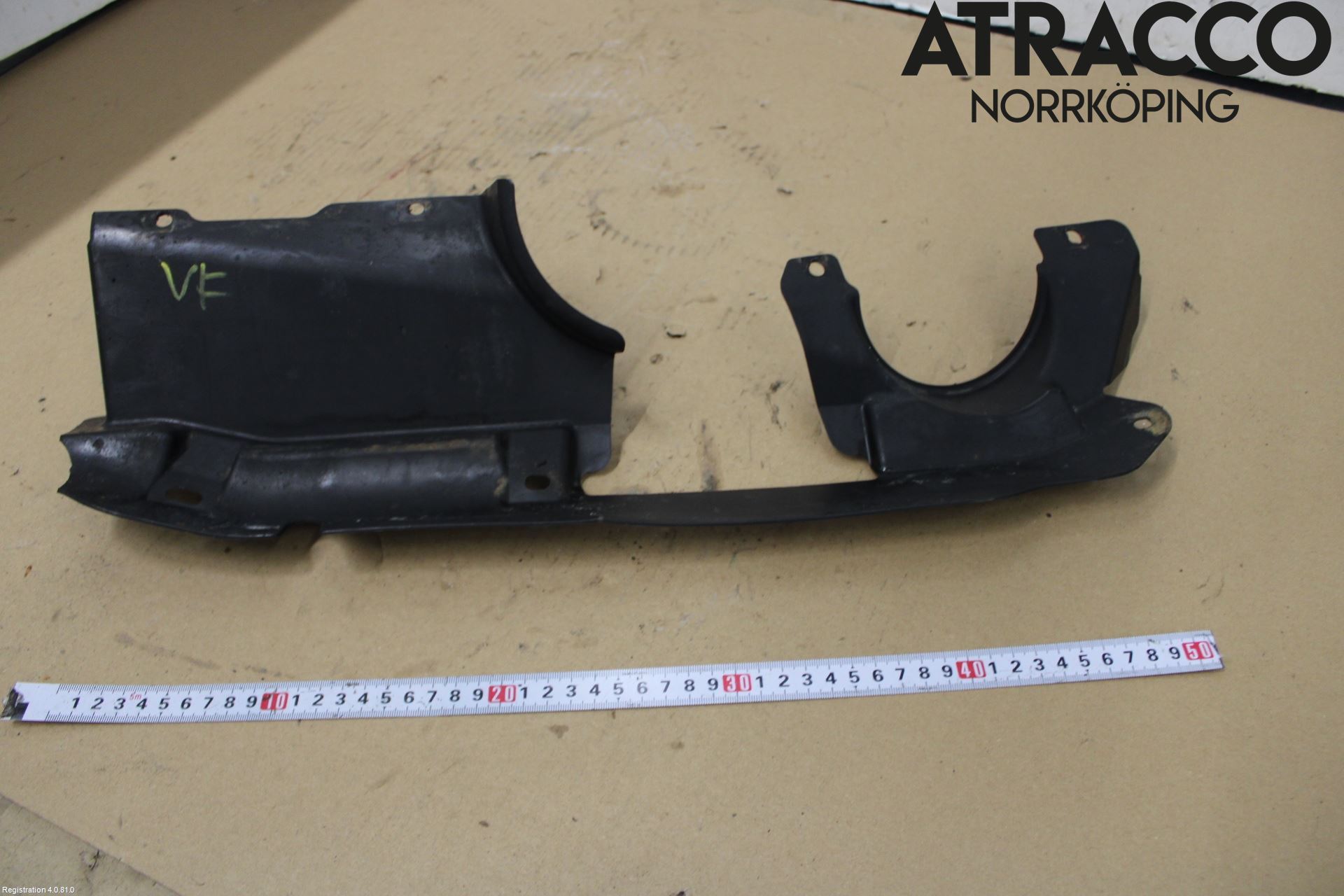 BMW X3 E83     03-10 Stänkskydd