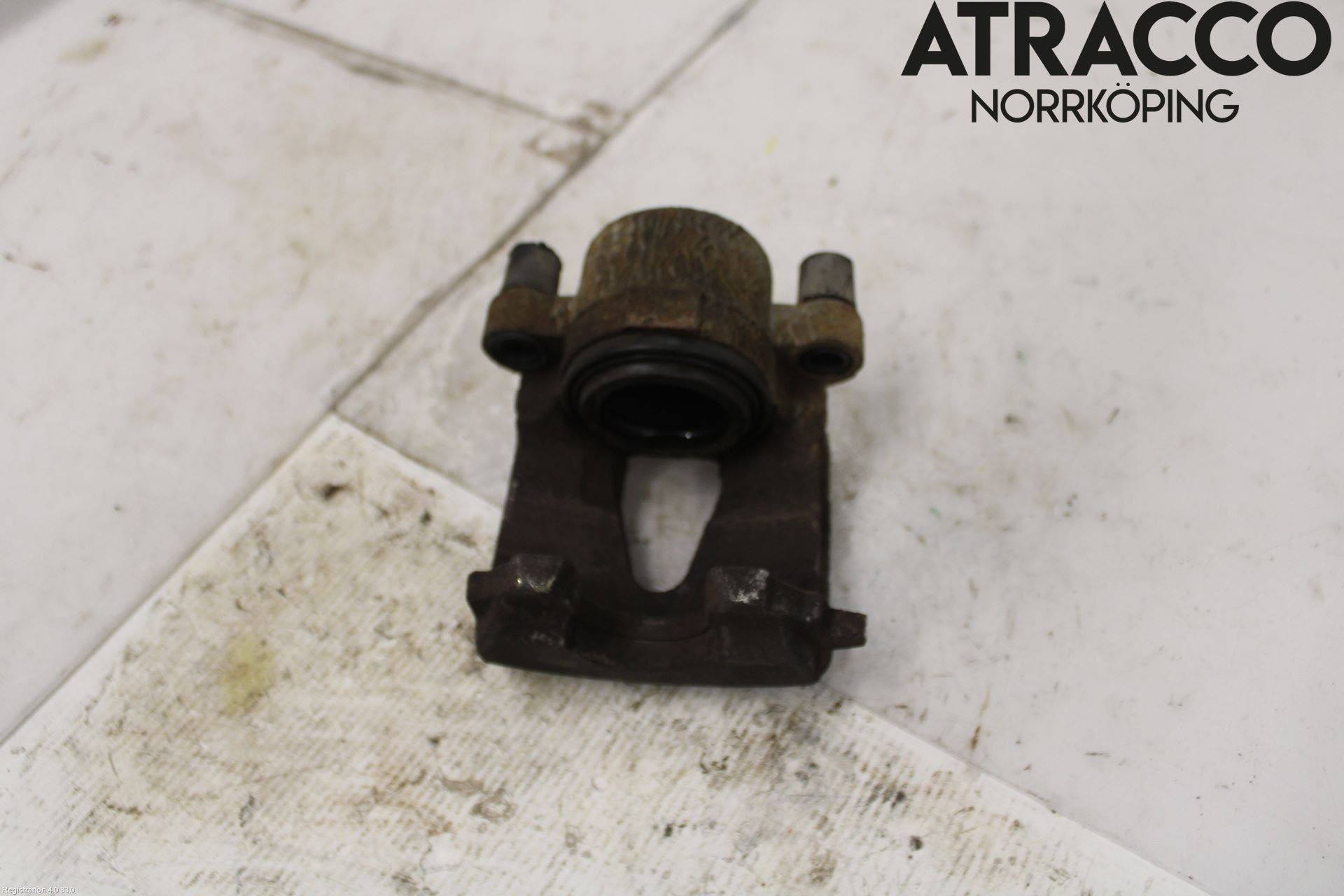 Seat ARONA Bromsok Fram Höger