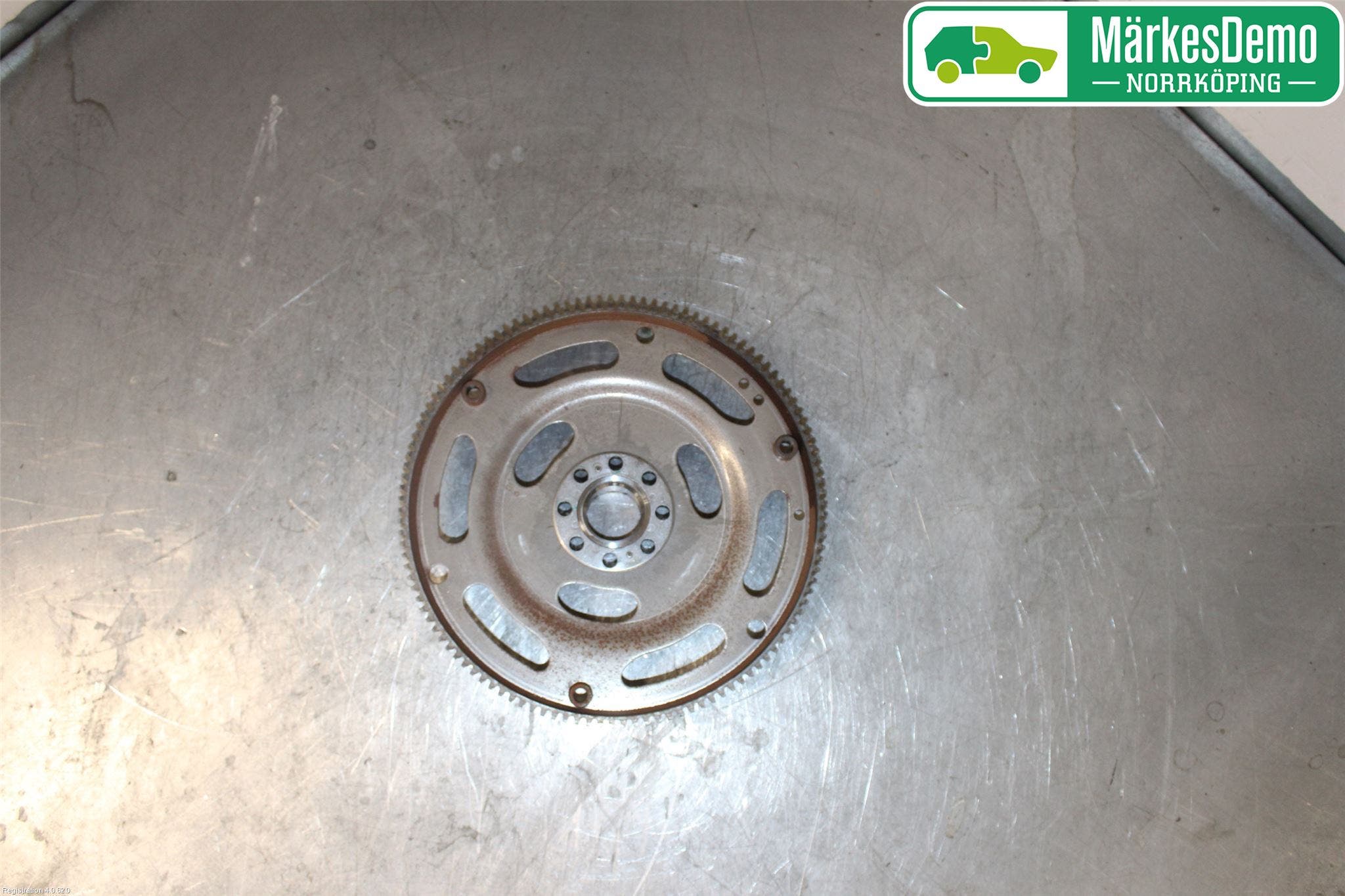 Audi A4/S4 B9 20- Svänghjul Aut