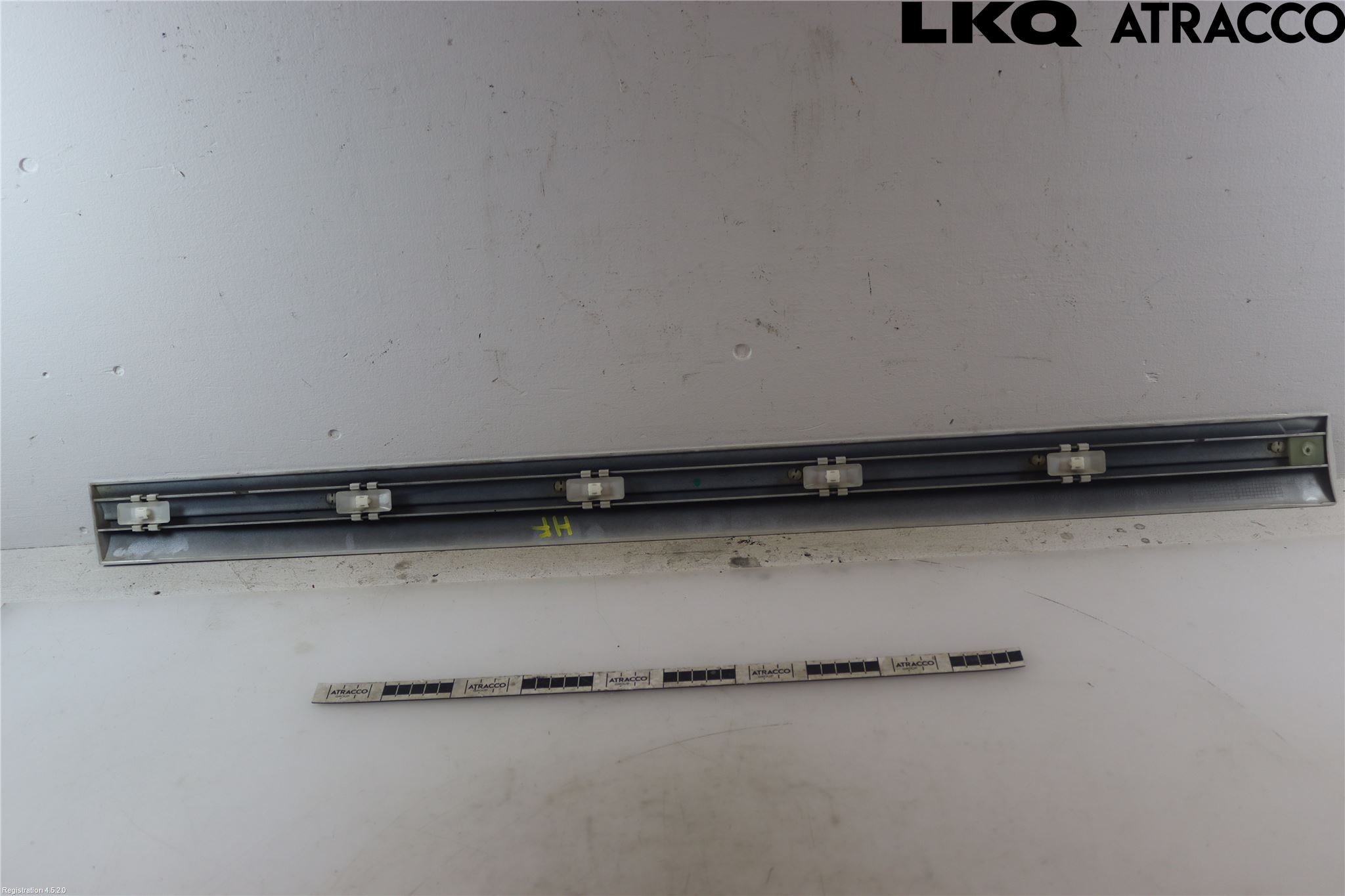 Mercedes-Benz MB E-KLASS (W210) 96-03 Dörr Dekorlist Fram Hö
