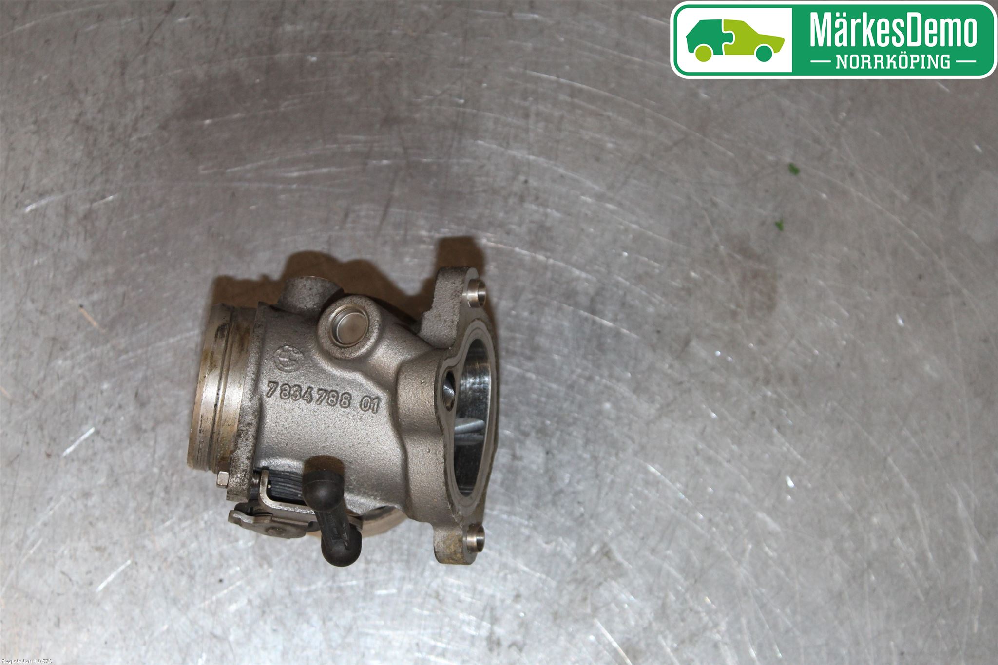 BMW 5 E60/61 Sed/Tou 02-10 Injspjällhus