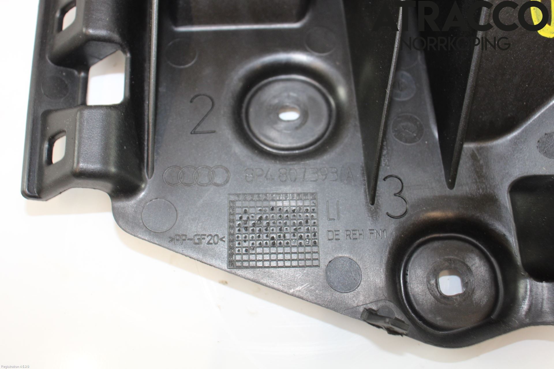 Audi A3/S3 05-13 Stötfångarfäste Bak Vä