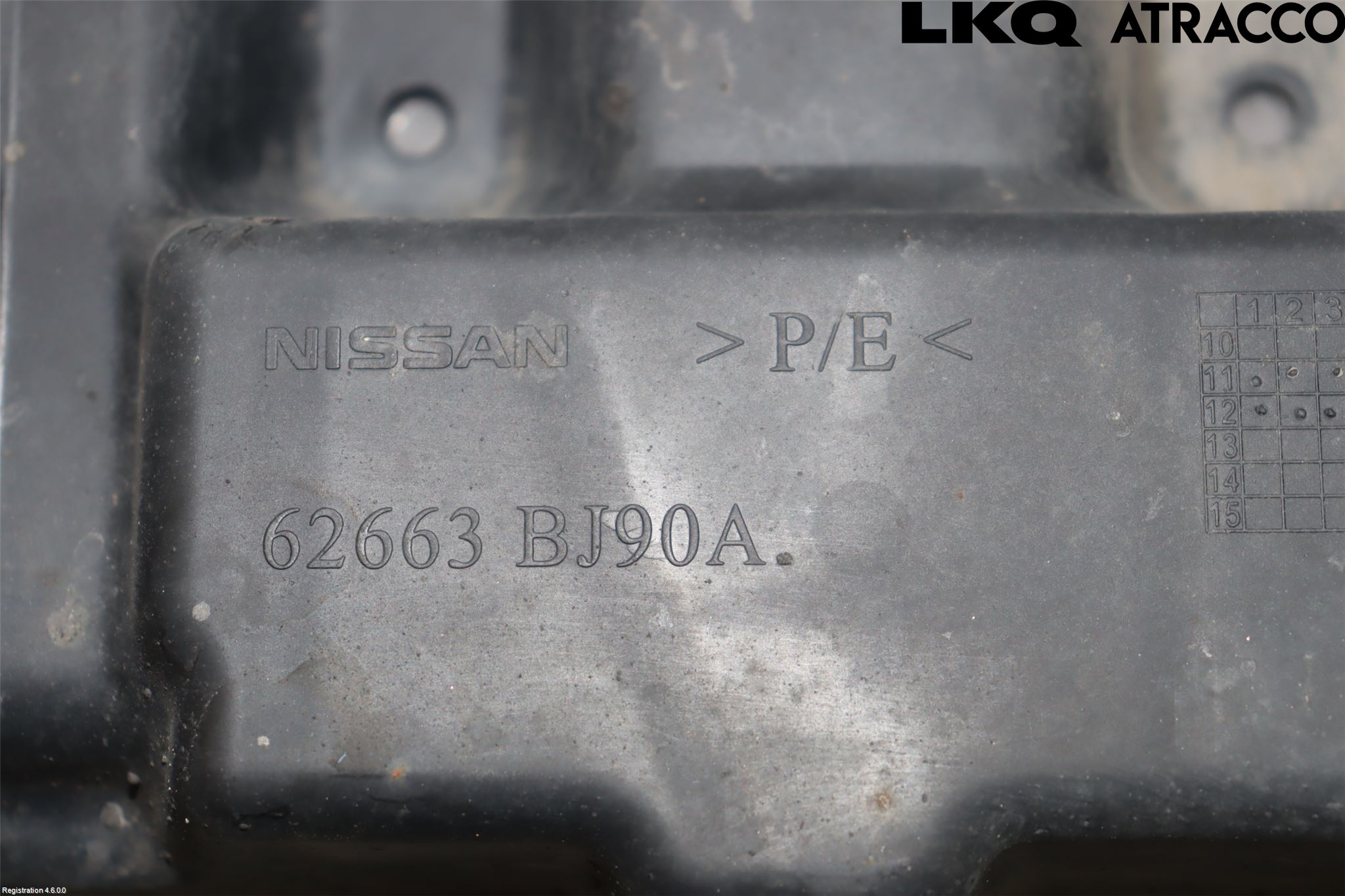 Nissan NV200/NV200 COMBI Hasplåt Plåt-Plast