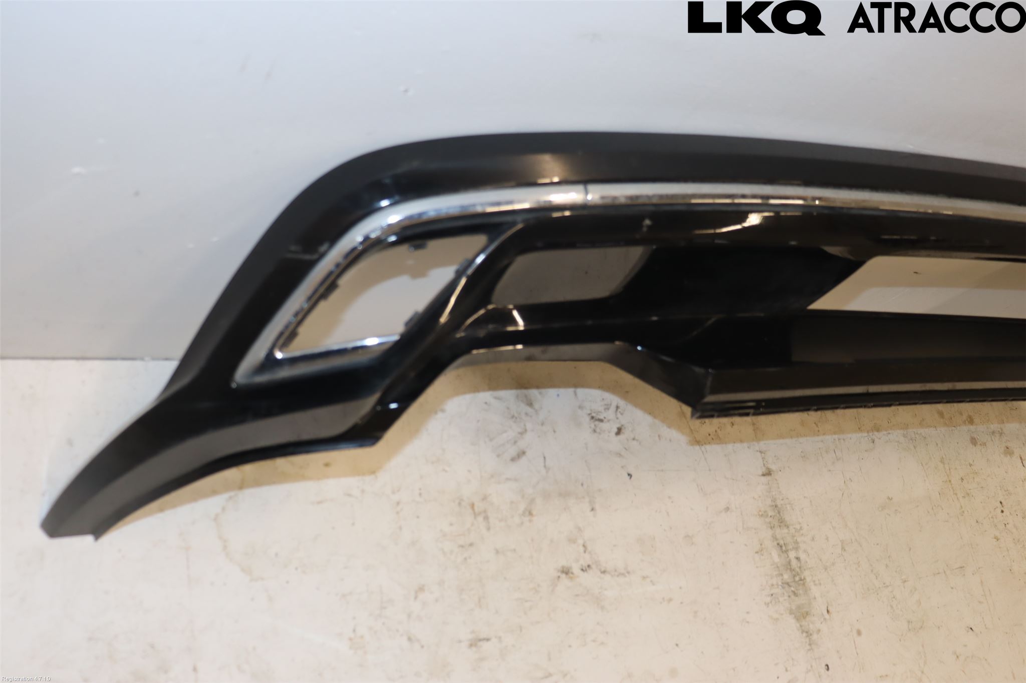Volkswagen VW TOURAN 16- Spoiler Bak