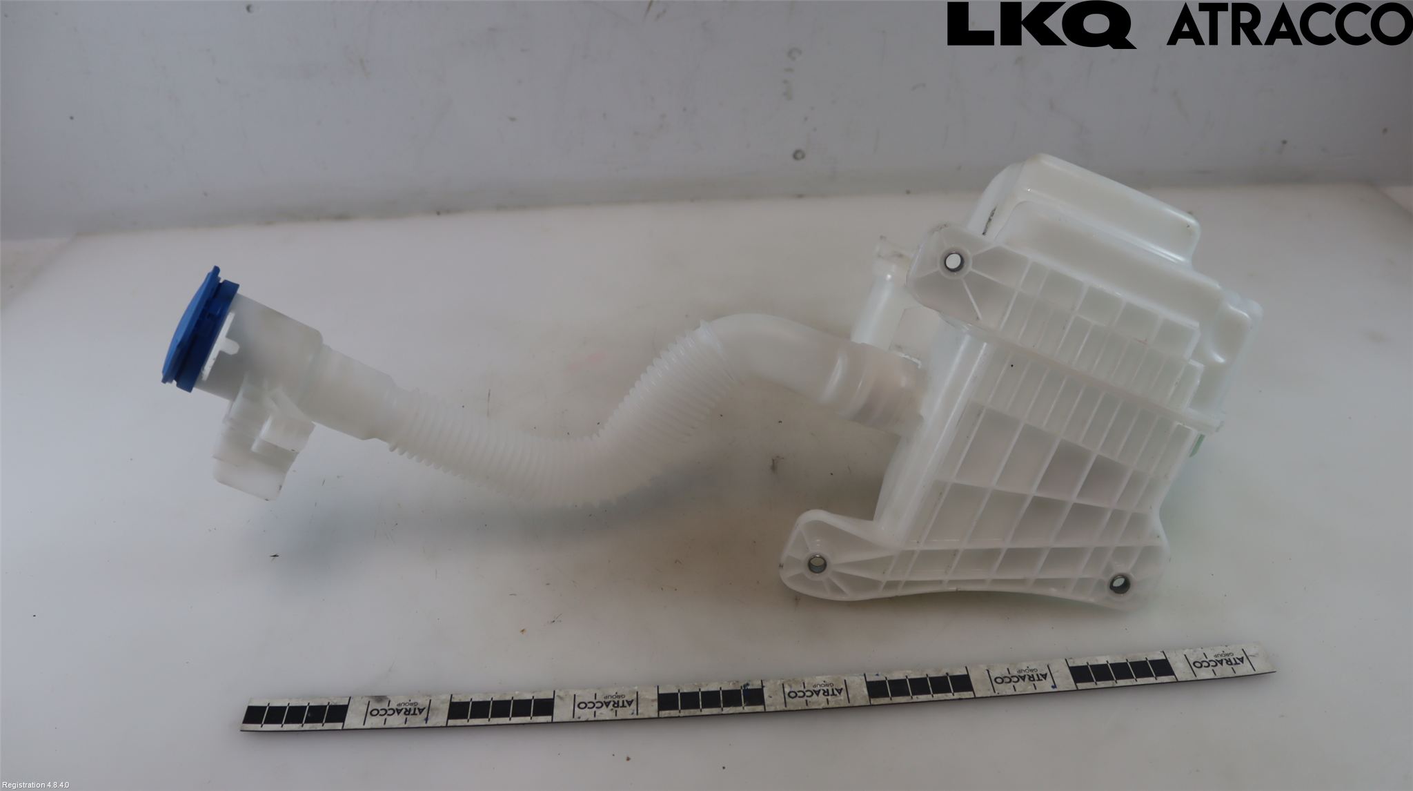 Volkswagen VW TIGUAN 24- Spolartank Vindruta-Strål